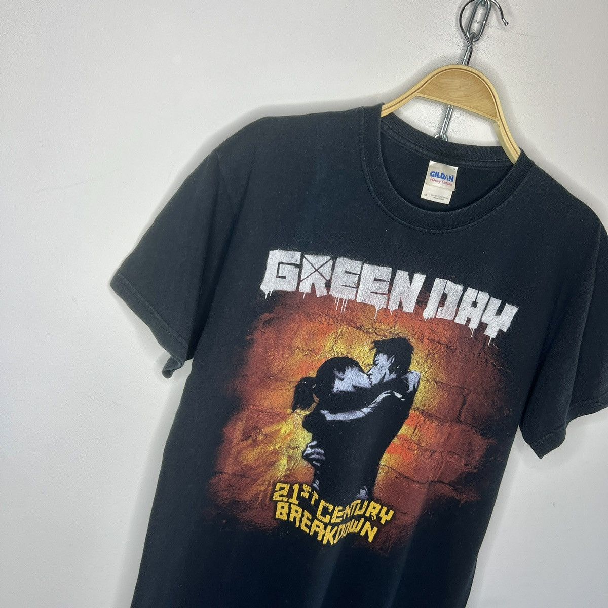 Band Tees × Vintage Green Day 21st Century Breakdown Euro Tour tshirt 2009 tee Size US M / EU 48-50 / 2 - 3 Thumbnail
