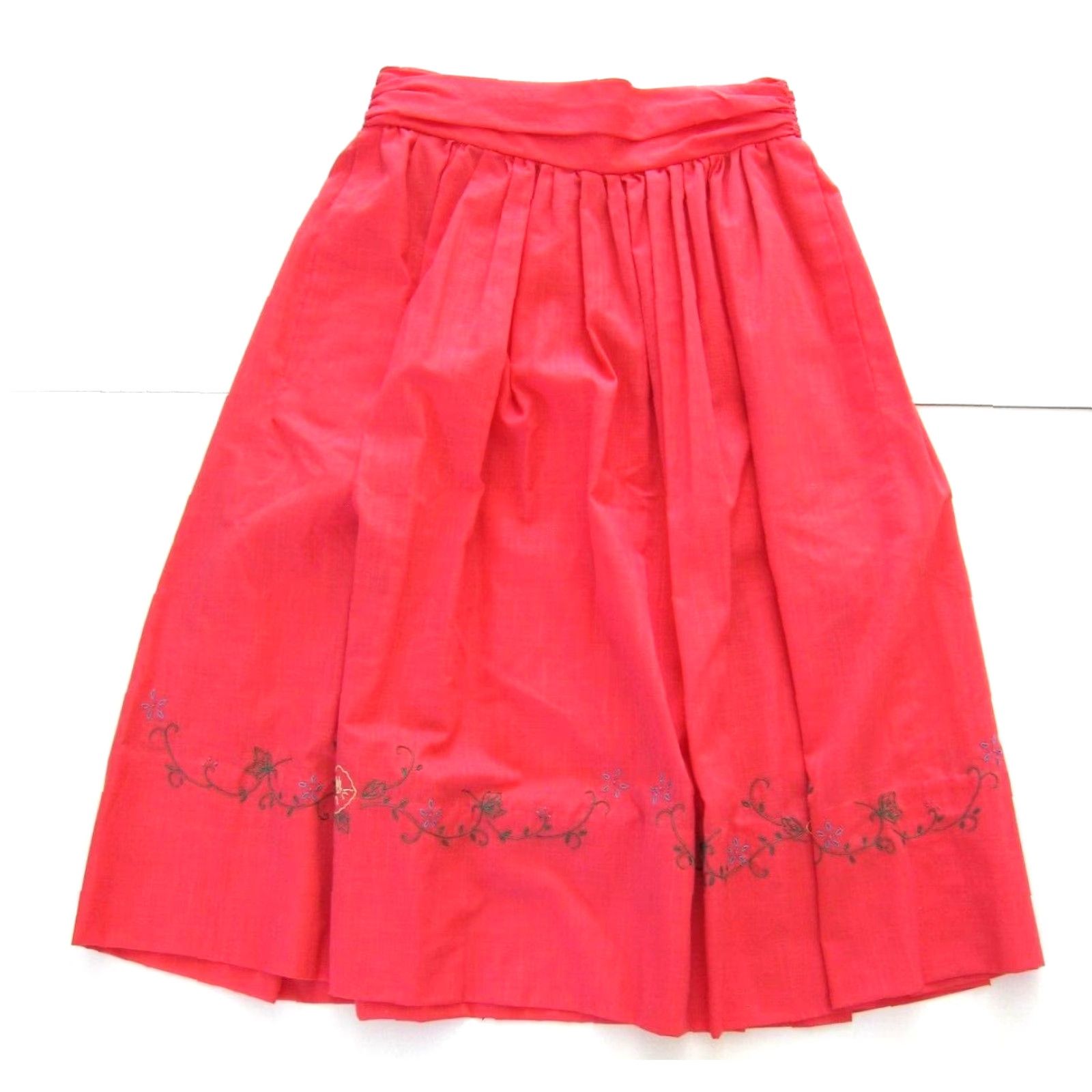 Vintage Vintage Handmade Pink Ruched Floral Embroidered Pocket High Rise Midi Skirt S Cool? Size 28" / US 6 / IT 42 - 2 Thumbnail