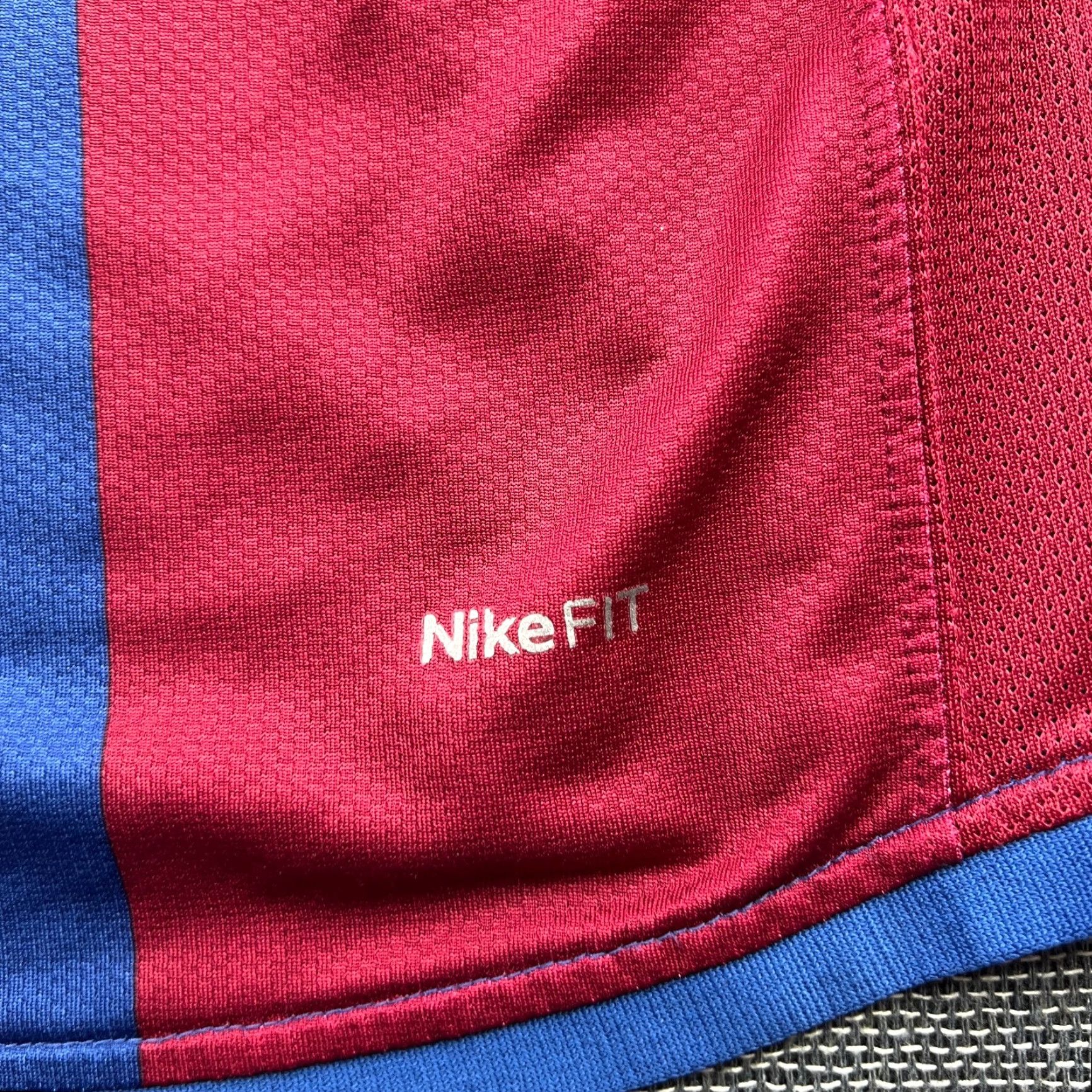 Nike Nike Barcelona 2006 2007 Ronaldinho Home Football Jersey Mens Large Shirt Size US L / EU 52-54 / 3 - 6 Thumbnail