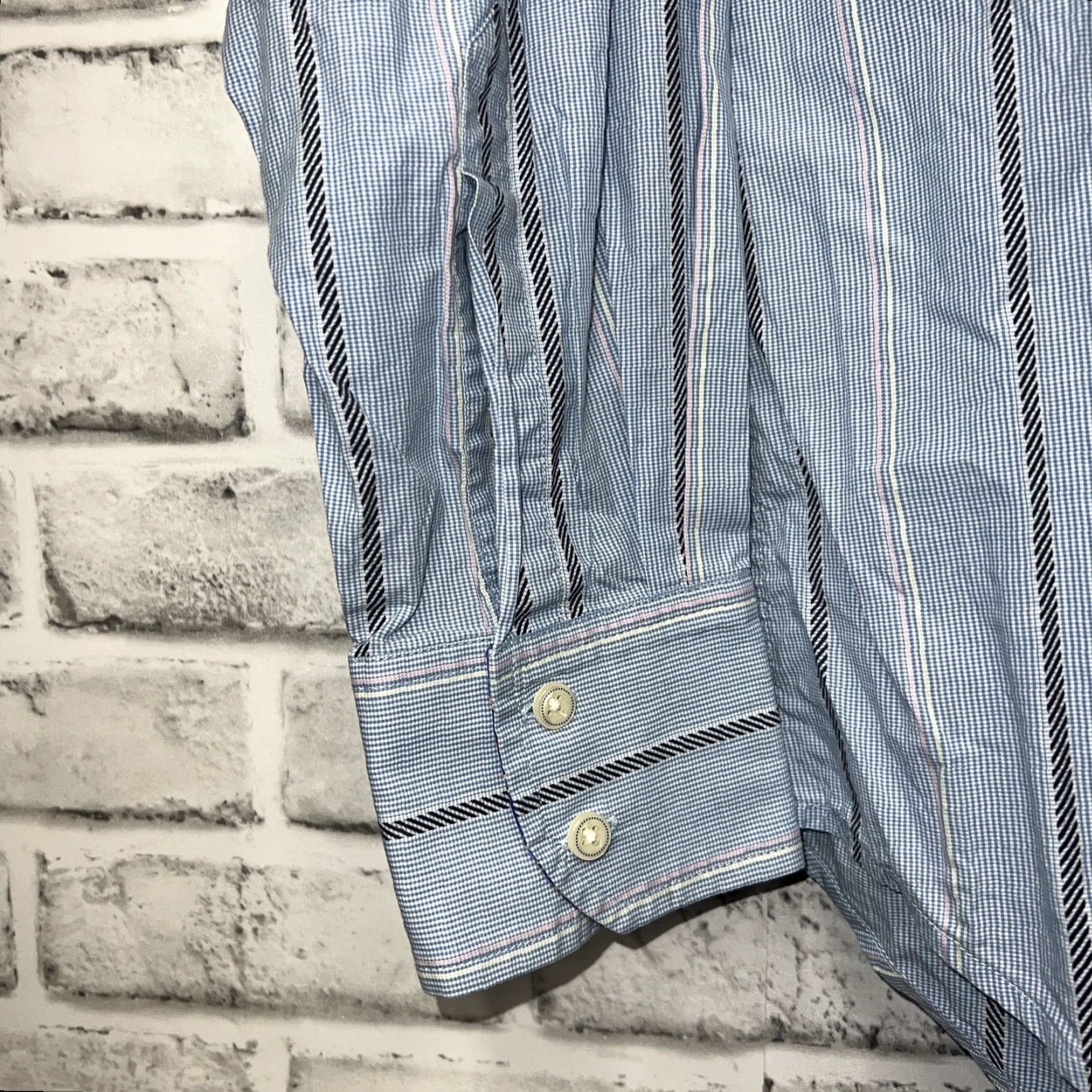 Robert Graham VINTAGE Robert Graham Blue Striped Flip Cuff Button-Up Shirt Mens L Blue Stripe Long Sleeve Button-Up Shirt Mens L Size US L / EU 52-54 / 3 - 6 Thumbnail
