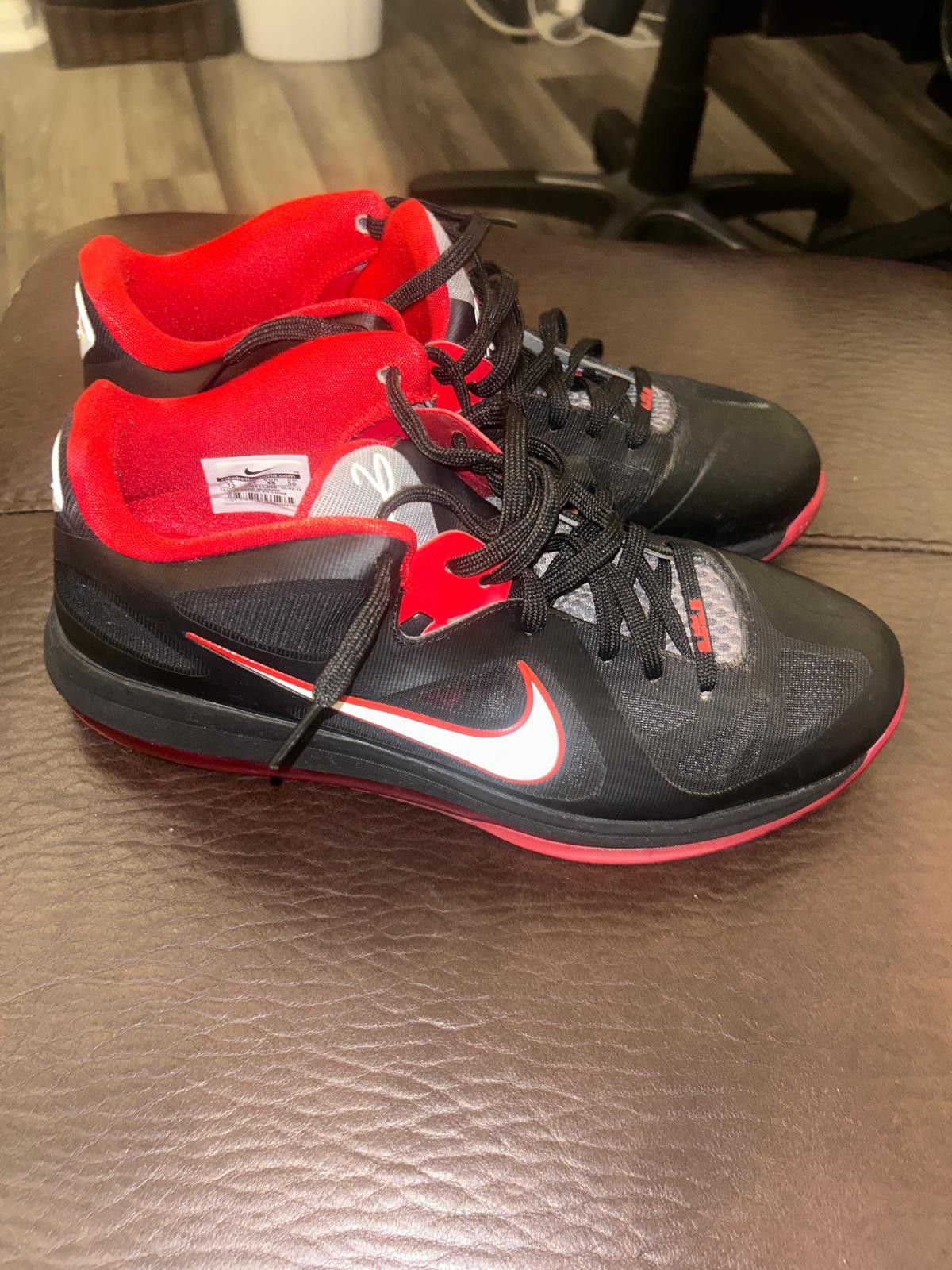 Nike NEW NEVER WORN Lebron 9 Black / Red Size US 12 / EU 45 - 7 Thumbnail