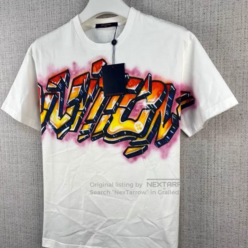 Louis Vuitton Louis Vuitton SS22 Flame Logo Graffiti Print Crew Neck Sho Size US S / EU 44-46 / 1 - 2 Thumbnail