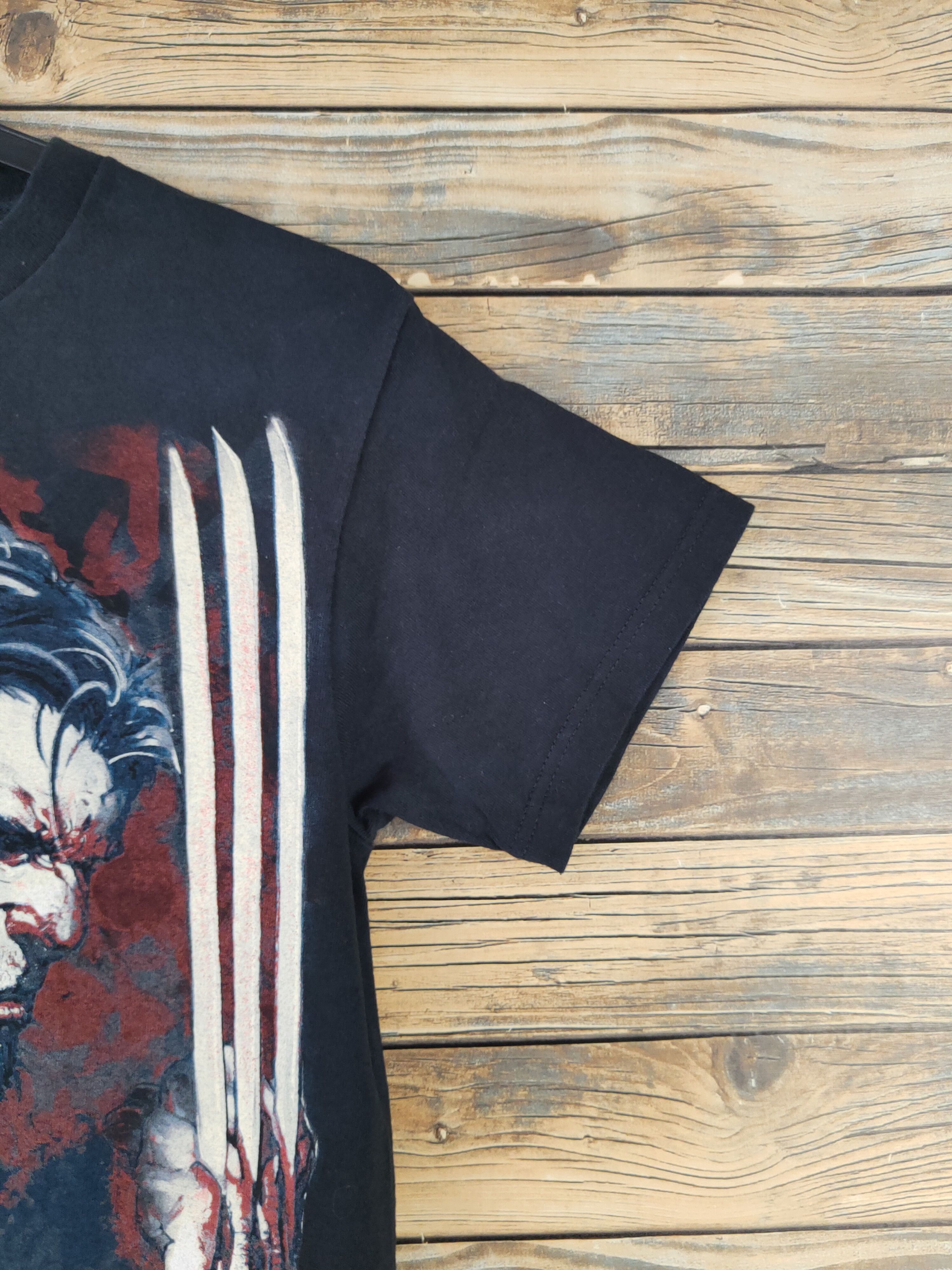 Marvel Comics DL Marvel Black Wolverine Short Sleeve T-shirt #2091 Size US S / EU 44-46 / 1 - 7 Thumbnail