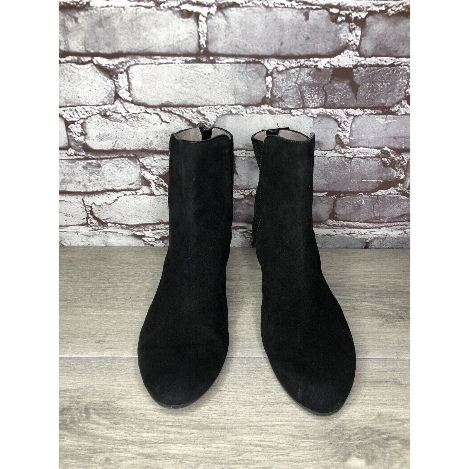 Aquatalia Aquatalia Black Suede Leather Wedge Back Zipper Booties Wome Size US 8 / IT 38 - 18 Thumbnail