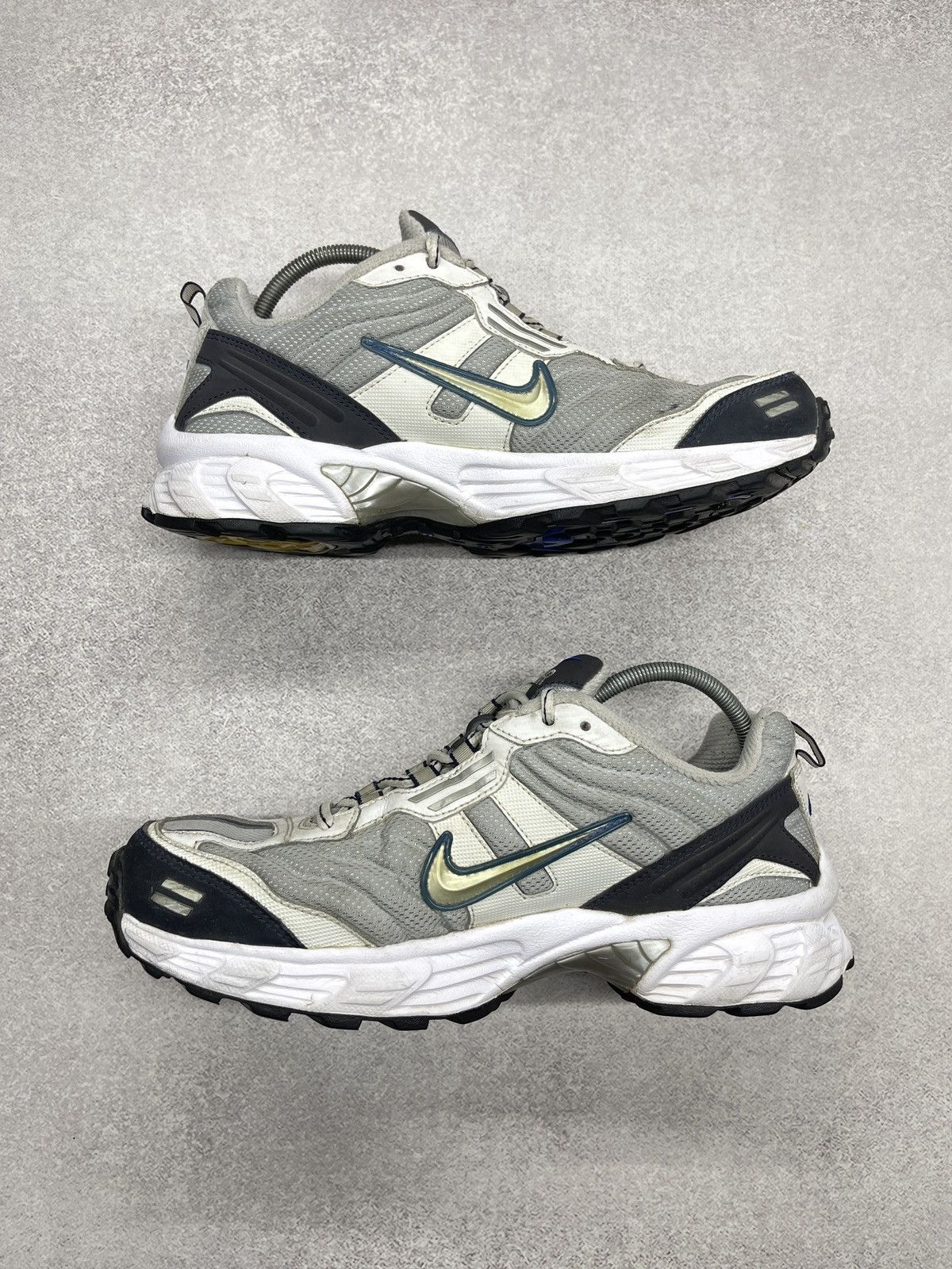 Nike Mens Vintage Nike Air Copious Sneakers White/Grey Y2K ACG TN Size US 10 / EU 43 - 4 Thumbnail