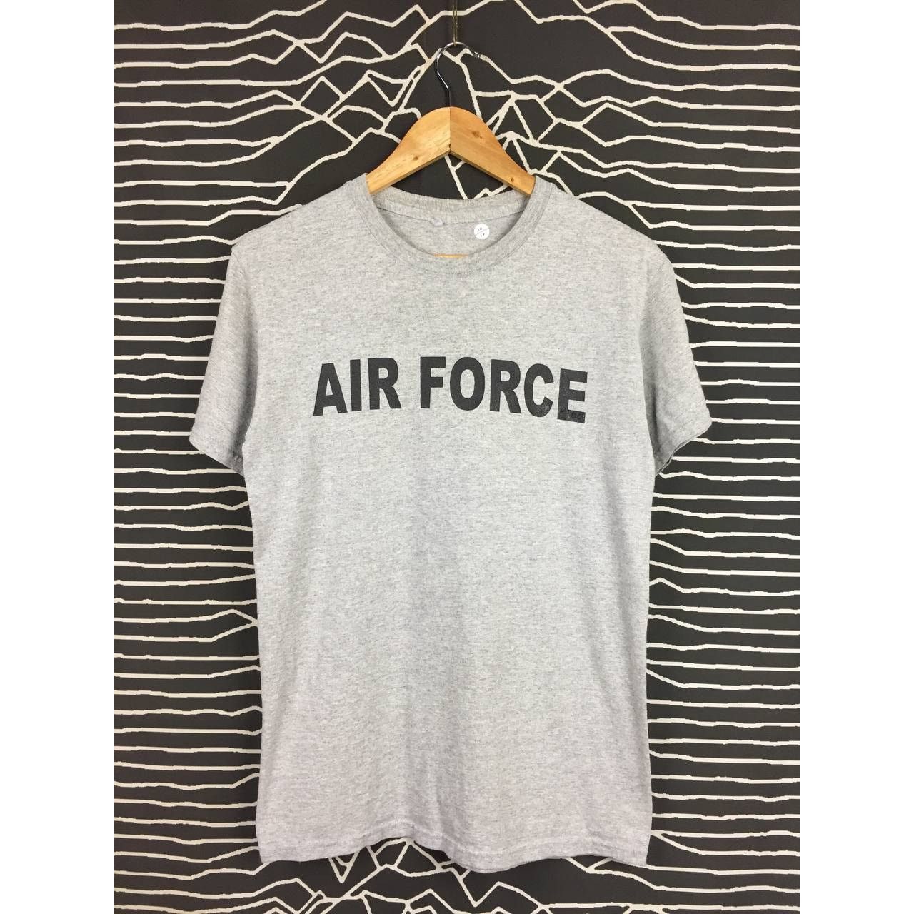 Vintage Vtg Air Force Spell Out Logo USAF Military Tee Size S Size US S / EU 44-46 / 1 - 1 Thumbnail