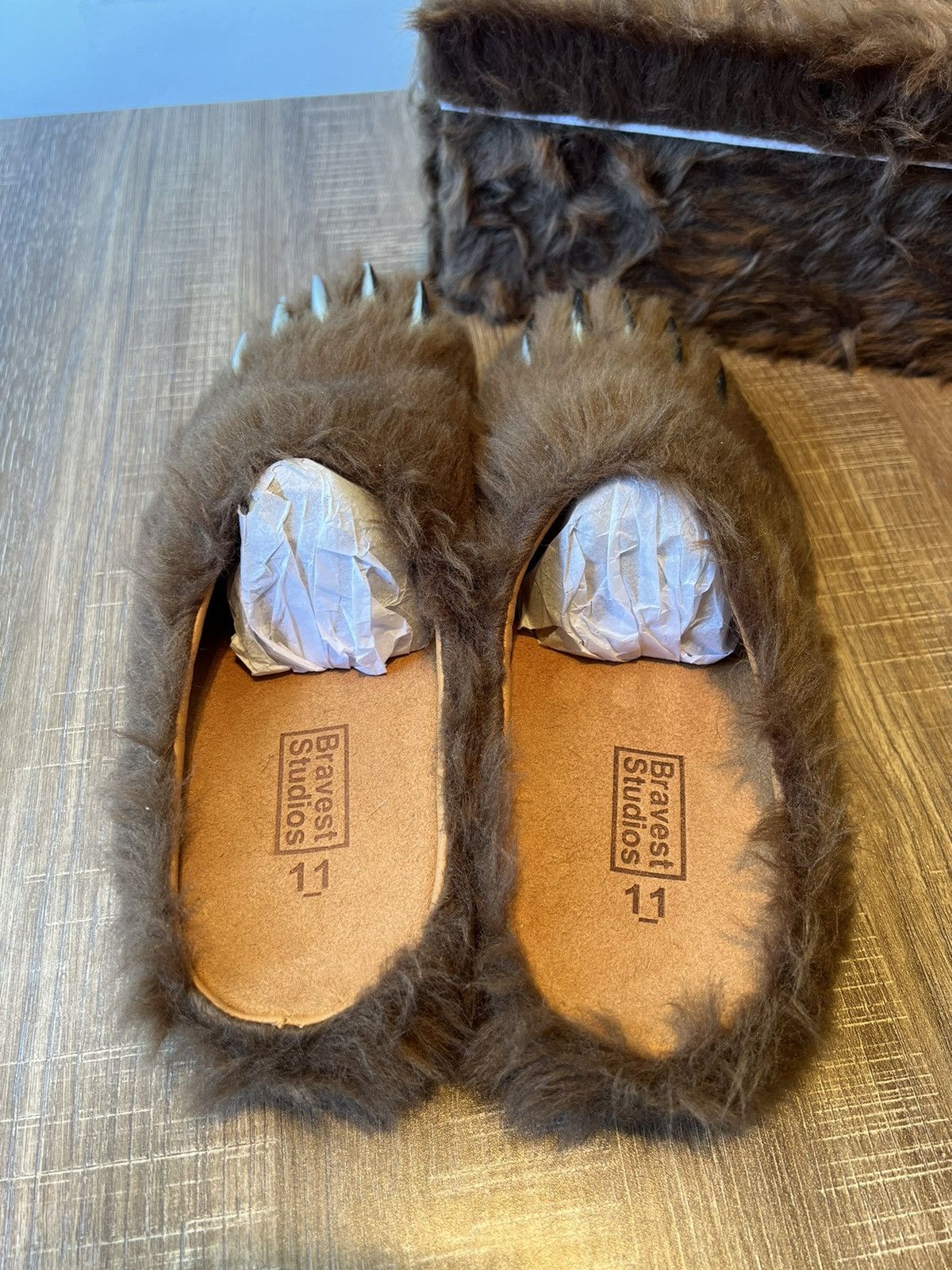 Bravest Studios Bravest Studios brown bear claw mule mens size 11 NEW Size US 11 / EU 44 - 4 Thumbnail