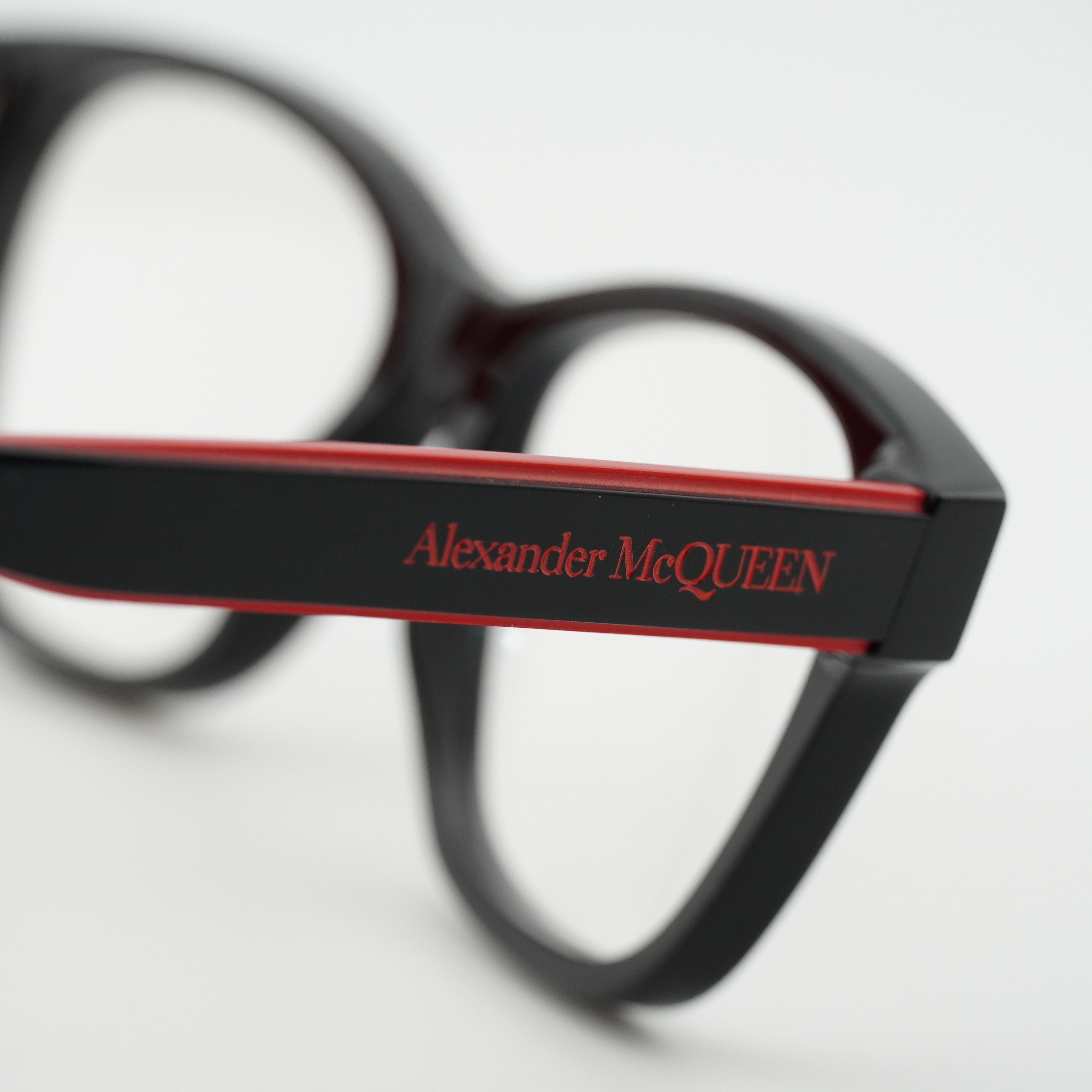 Alexander McQueen Alexander McQueen AM0306O 003 Eyeglasses Black/Red 52mm Size ONE SIZE - 9 Thumbnail