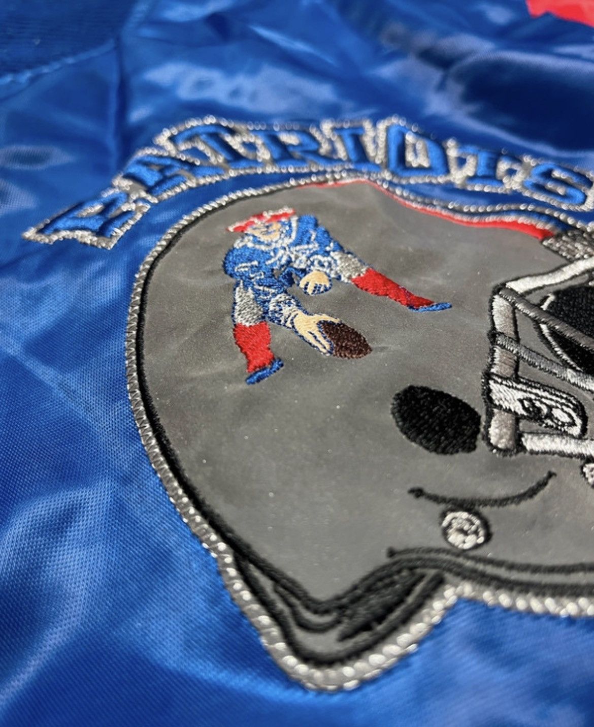 Starter Vintage 90s Starter New England Patriots Satin Jacket XL NFL Size US XL / EU 56 / 4 - 4 Thumbnail