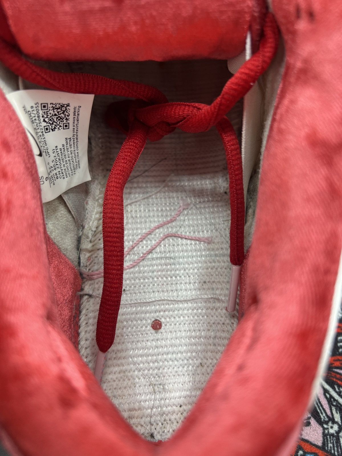 Nike Nike x StrangeLove SB Dunk Low 'Valentine's Day' Size 9 Size US 9 / EU 42 - 13 Thumbnail