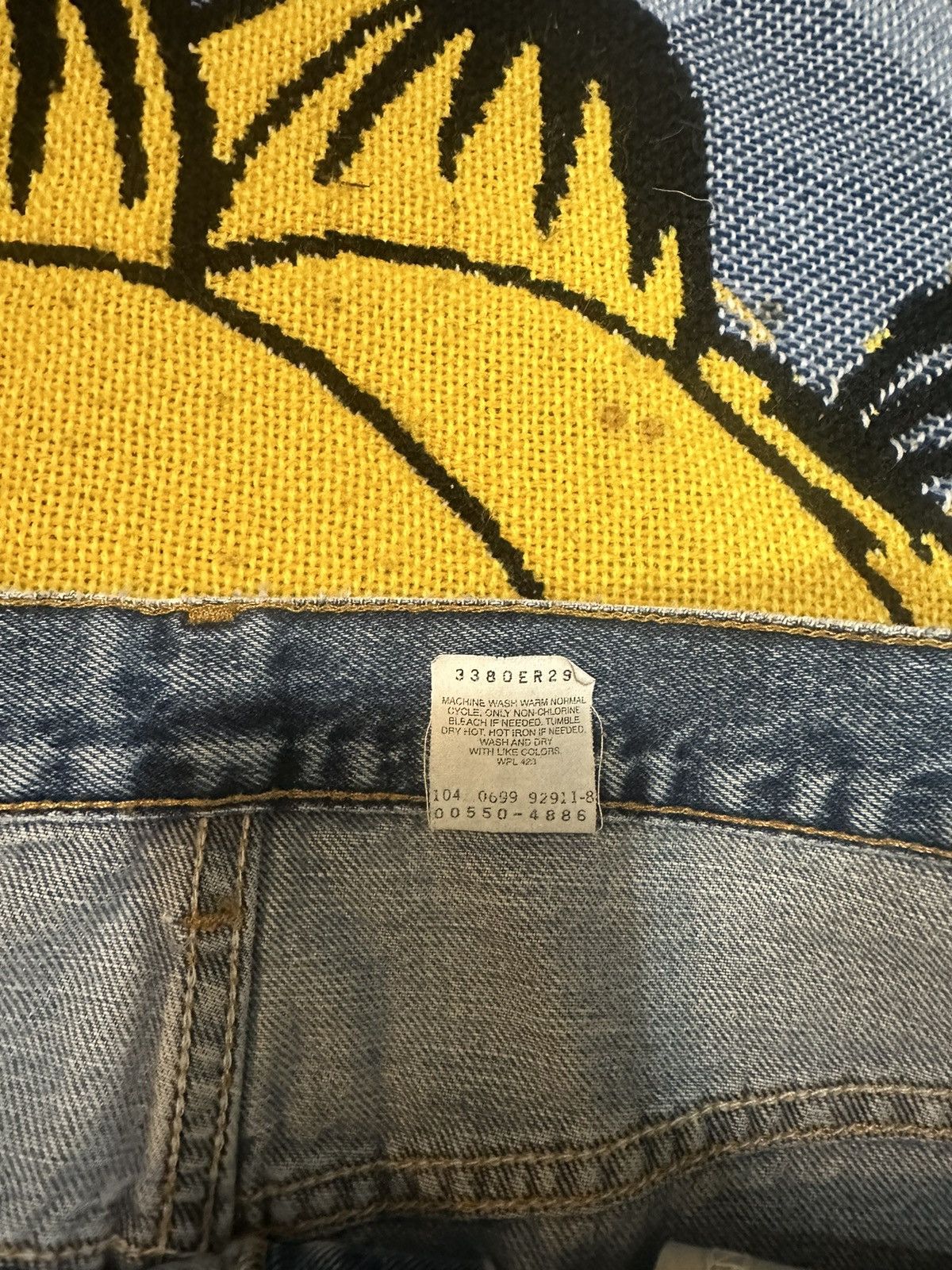 Levi's Vintage Y2K Levis 550 Denim Jeans Size US 33 - 2 Thumbnail