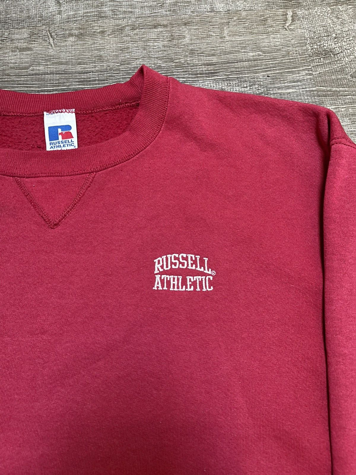 Russell Athletic × Vintage Vintage 90s Russell Athletic Cherry Red Crewneck Sweatshirt Size US L / EU 52-54 / 3 - 2 Thumbnail