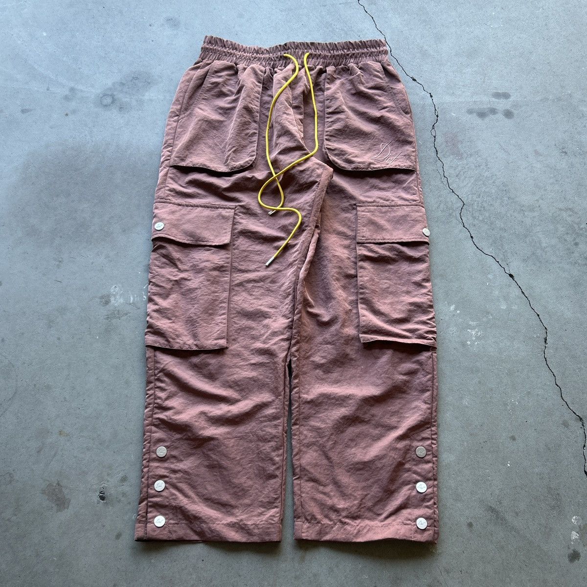 Diet Starts Monday Brown Baggy Wideleg Diet Starts Monday Cargo Pants Size US 29 - 1 Thumbnail