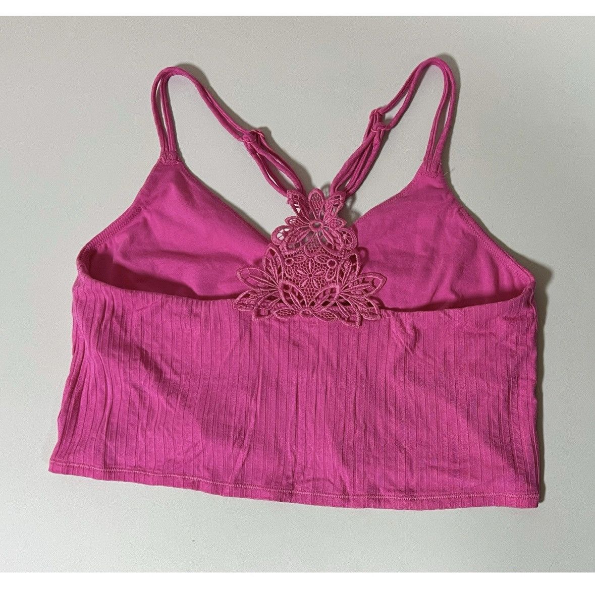 American Eagle Outfitters Aerie Pink Shelf-Bra Racerback Floral Crop Top Shirt Size M🩷 Size M / US 6-8 / IT 42-44 - 4 Thumbnail