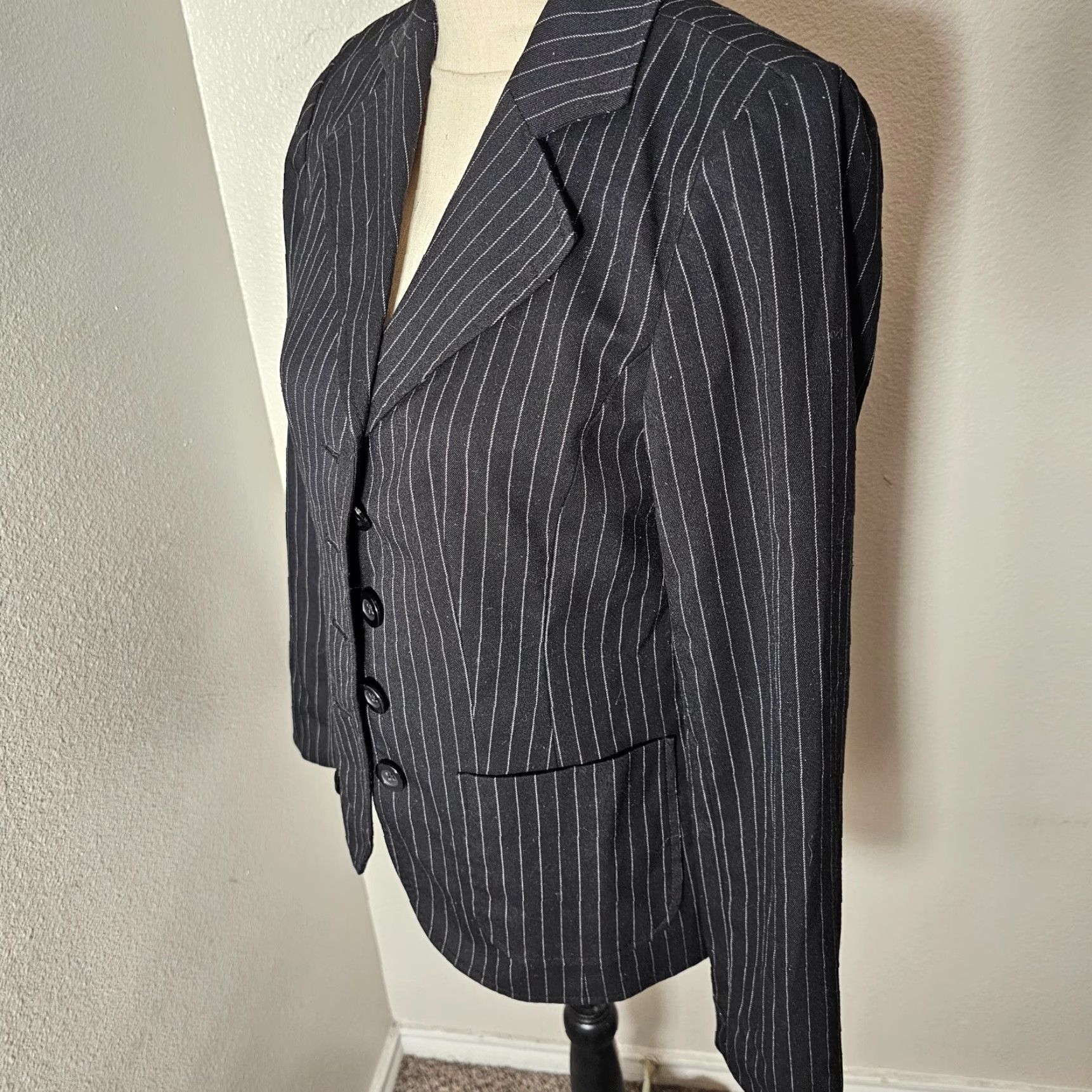 Vintage Apostrophe Black Blazer Jacket Women's Size 2 Pinstripe Front Button Four-Button Single-Breasted Pocket Formal Chest Small Size 2 Black Size XS / US 0-2 / IT 36-38 - 2 Thumbnail