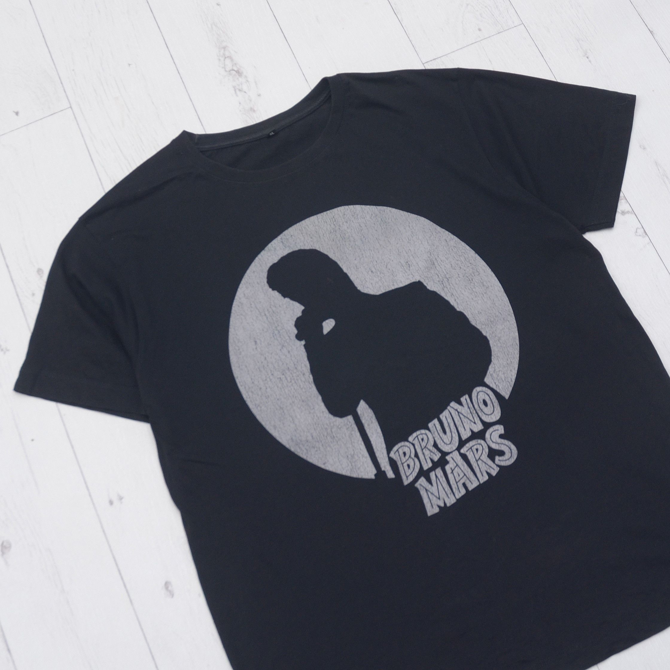 Band Tees Bruno Mars World Doo-wops & hooligans Tour 2011 T-shirt Tee Size US XL / EU 56 / 4 - 3 Thumbnail