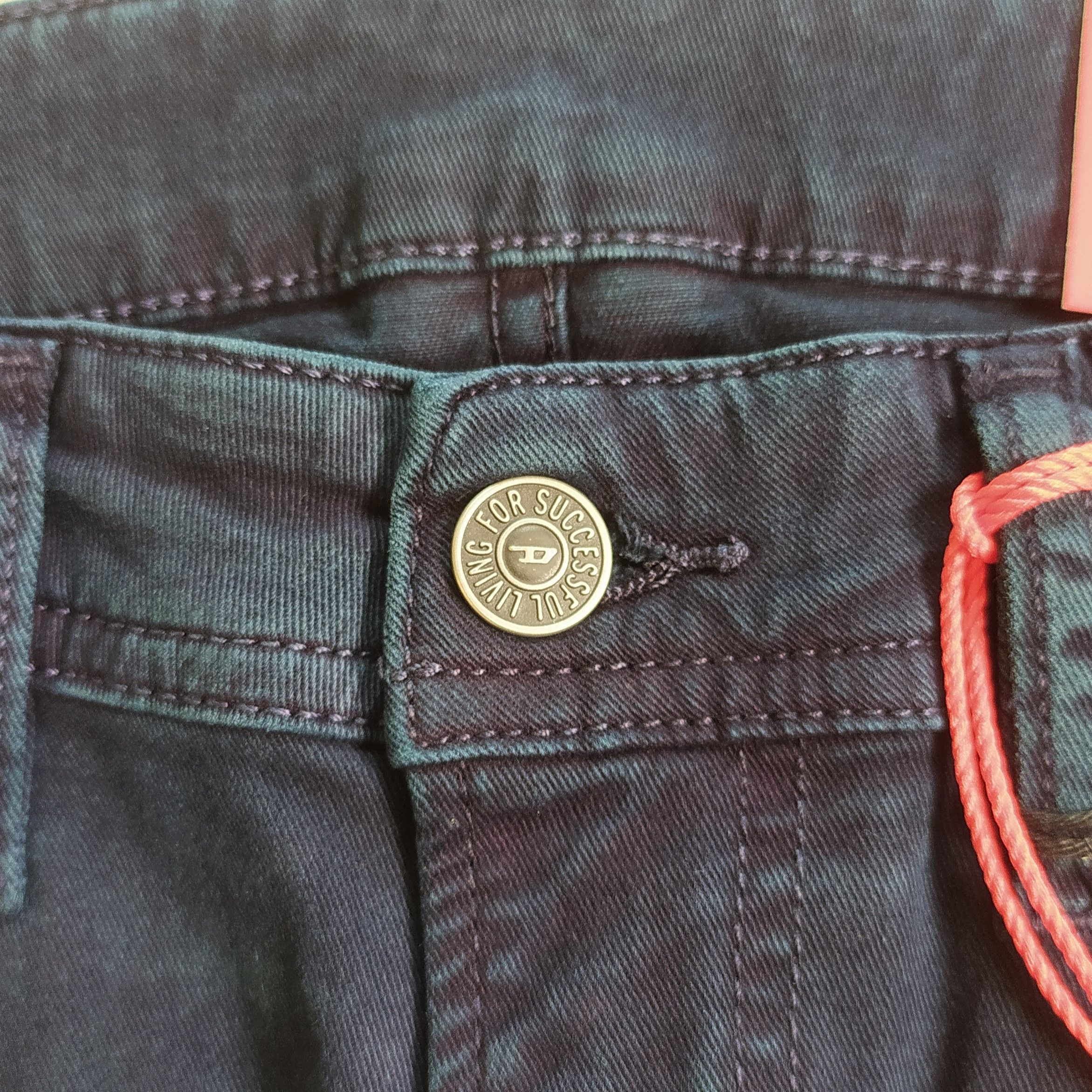 Diesel Diesel 1979 SLEENKER Men's Jeans Free Shipping T/ 9722 Size US 29 - 8 Thumbnail