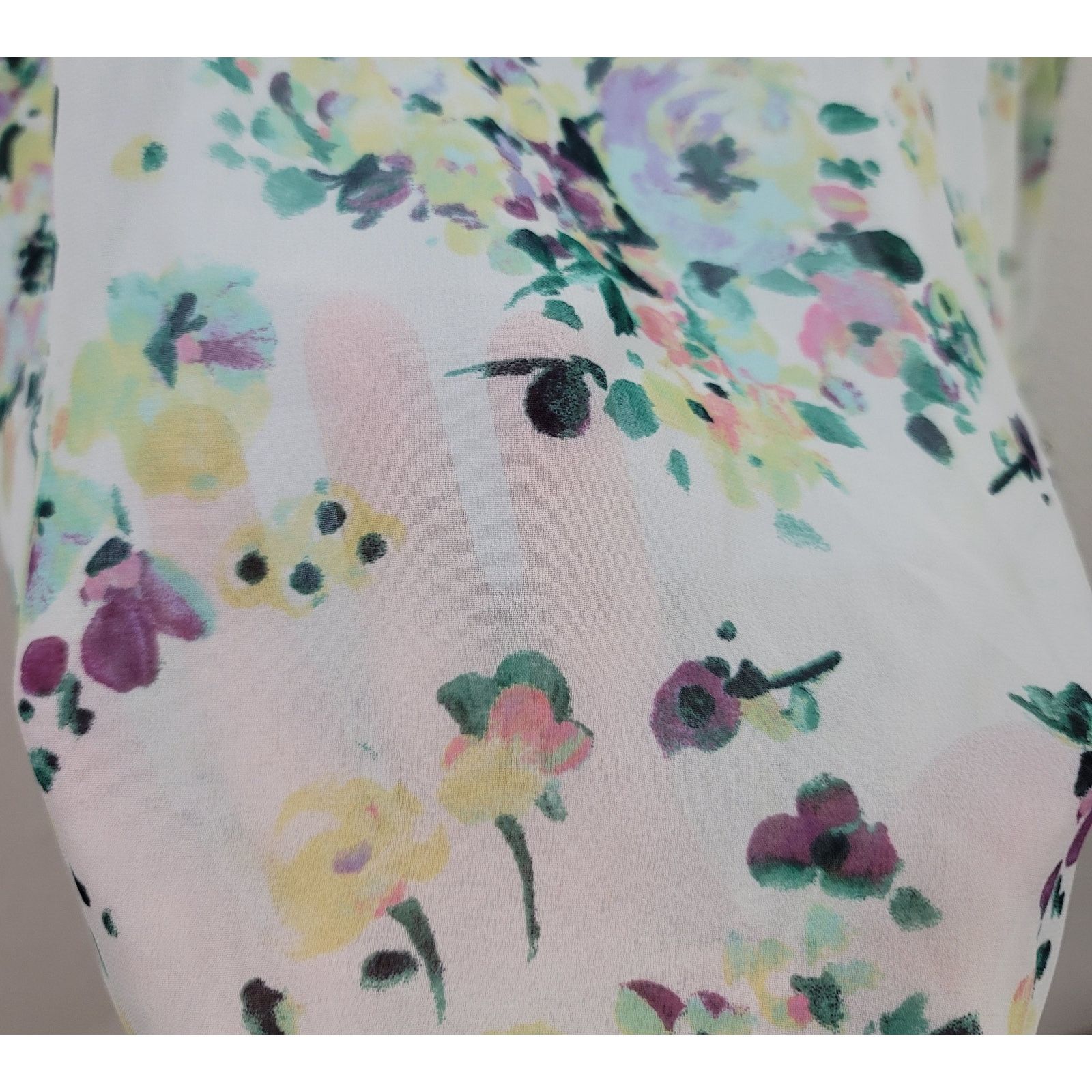 Other Sweet Rain White Purple Floral Henley Sheer Top Small Size S / US 4 / IT 40 - 2 Thumbnail