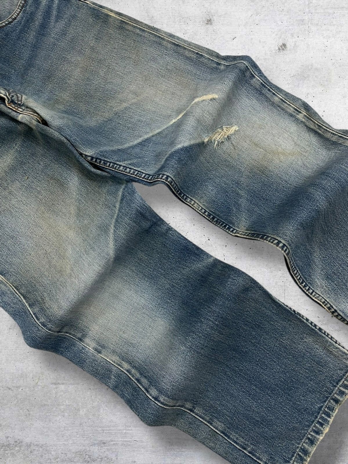 Levi's Vintage Clothing VINTAGE 504 LEVIS USA DESIGNER 90S MUDWASH DISTRESSED DENIM Size US 29 - 6 Thumbnail
