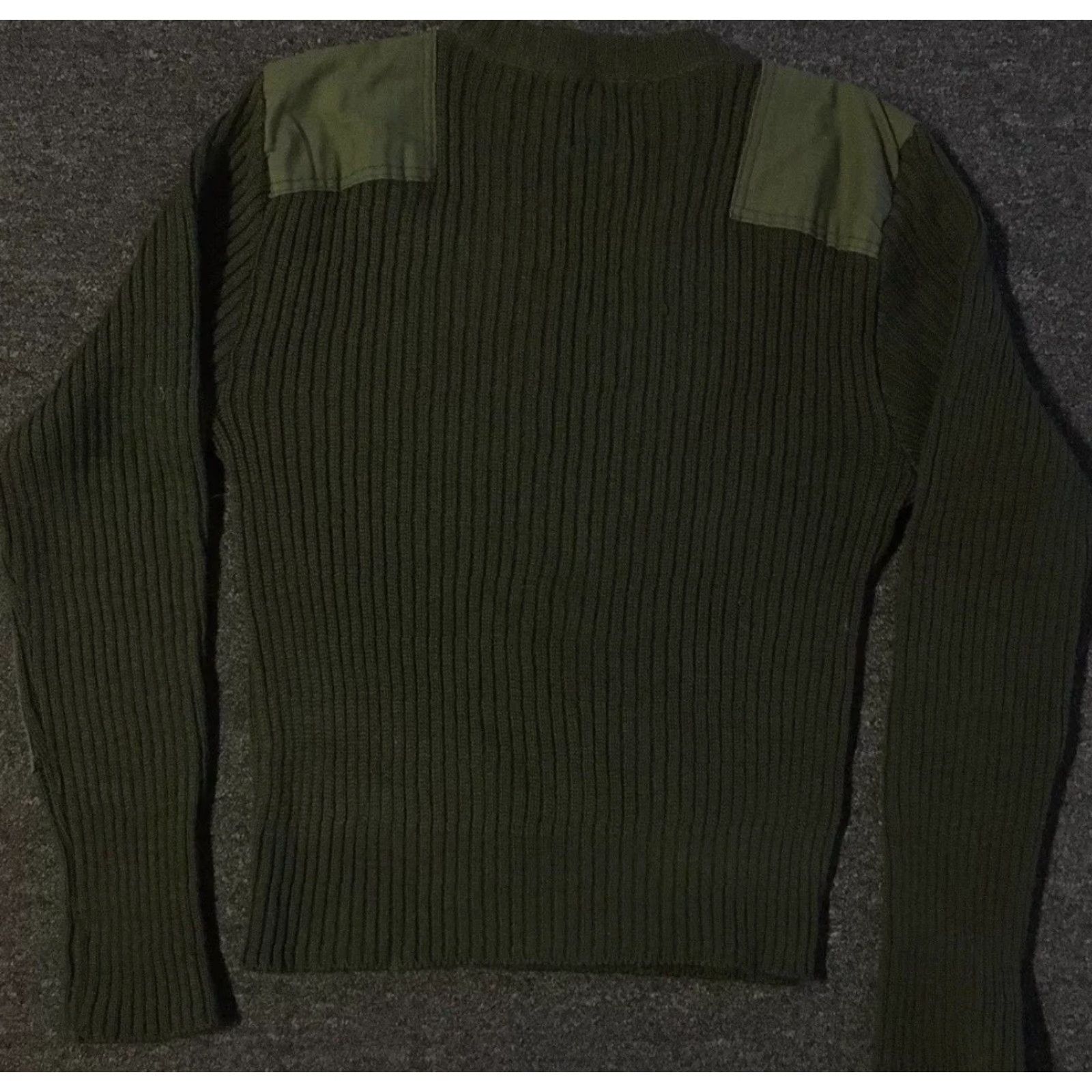 Vintage VINTAGE Army Wool Knit Sweater 40 US Navy Men Green 90s Grunge USMC Military Marines Sailor Pullover Sweatshirt Knit Pattern Long Sleeve 40 Mens Size US L / EU 52-54 / 3 - 3 Thumbnail