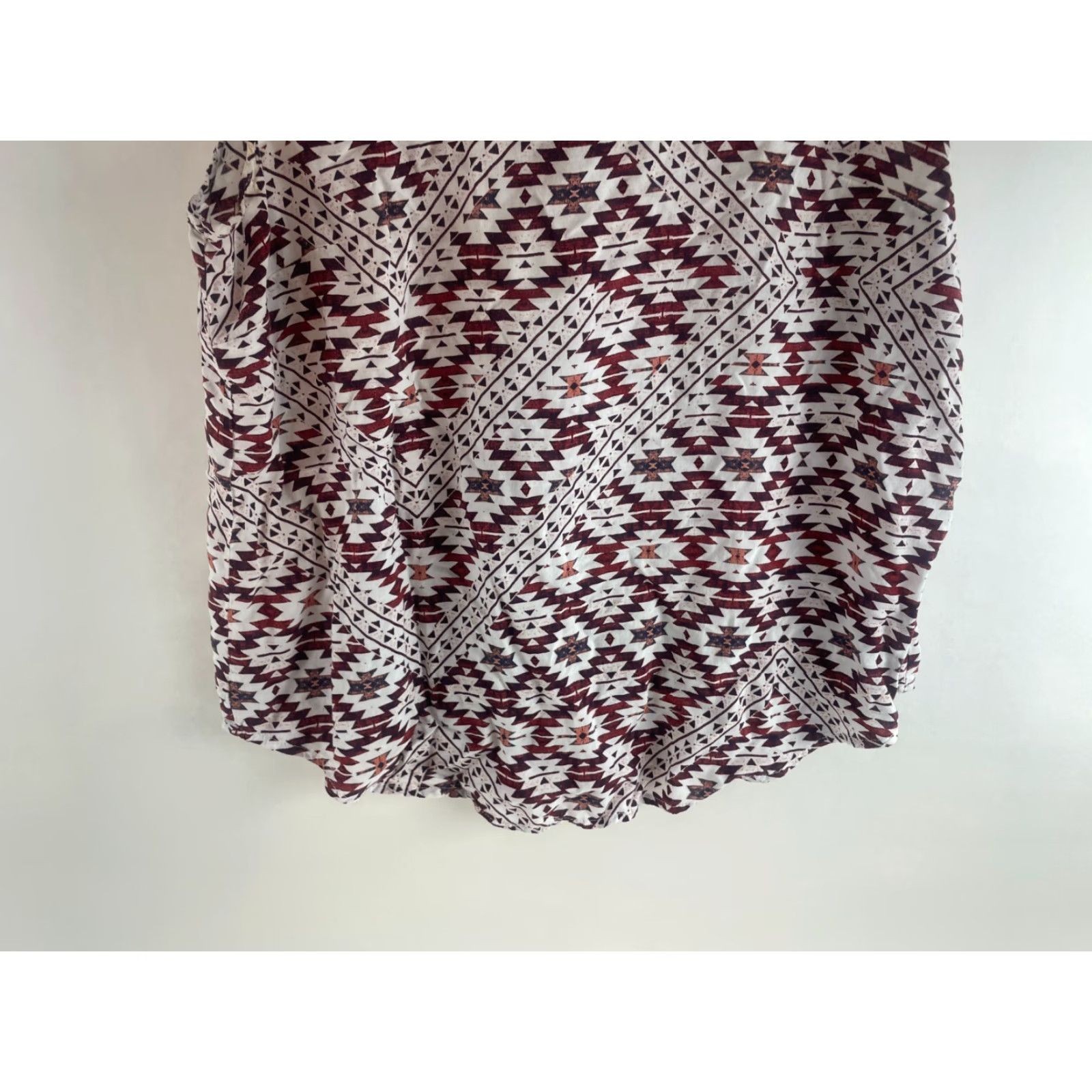 Vintage Como Tank Top Women's L Red White Aztec Sleeveless Crisscross Lace Back Shirt Womens Size L / US 10 / IT 46 - 4 Thumbnail
