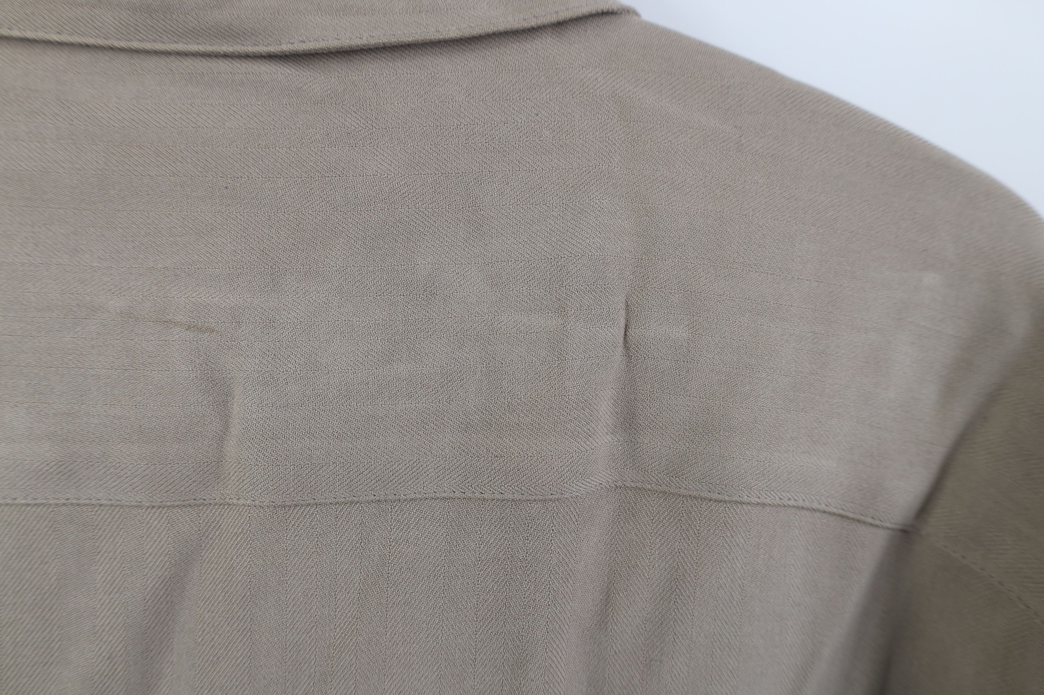 Vintage Vintage 90s Streetwear Looped Collar Silk Button Shirt Brown Size US L / EU 52-54 / 3 - 12 Thumbnail