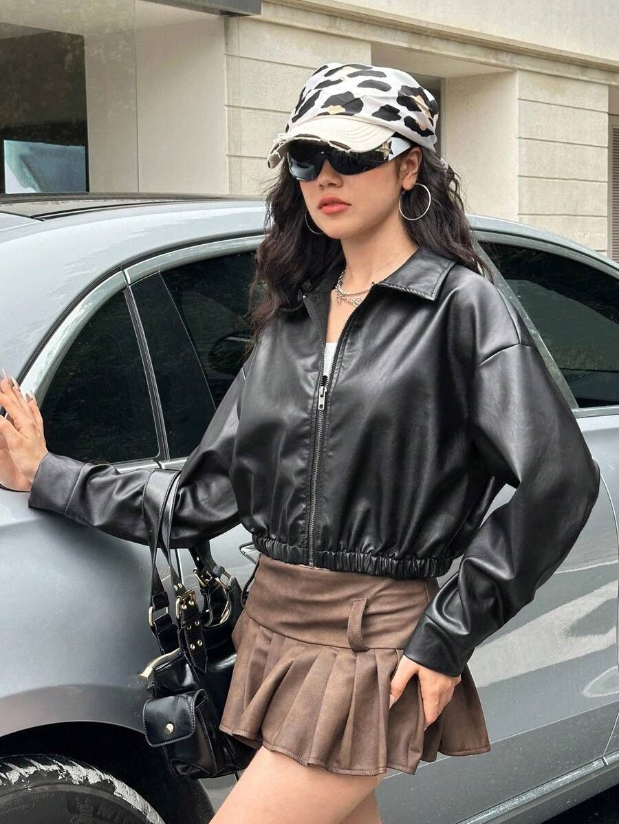 Other Women’s Black Cropped Faux Leather Jacket Size M / US 6-8 / IT 42-44 - 1 Thumbnail