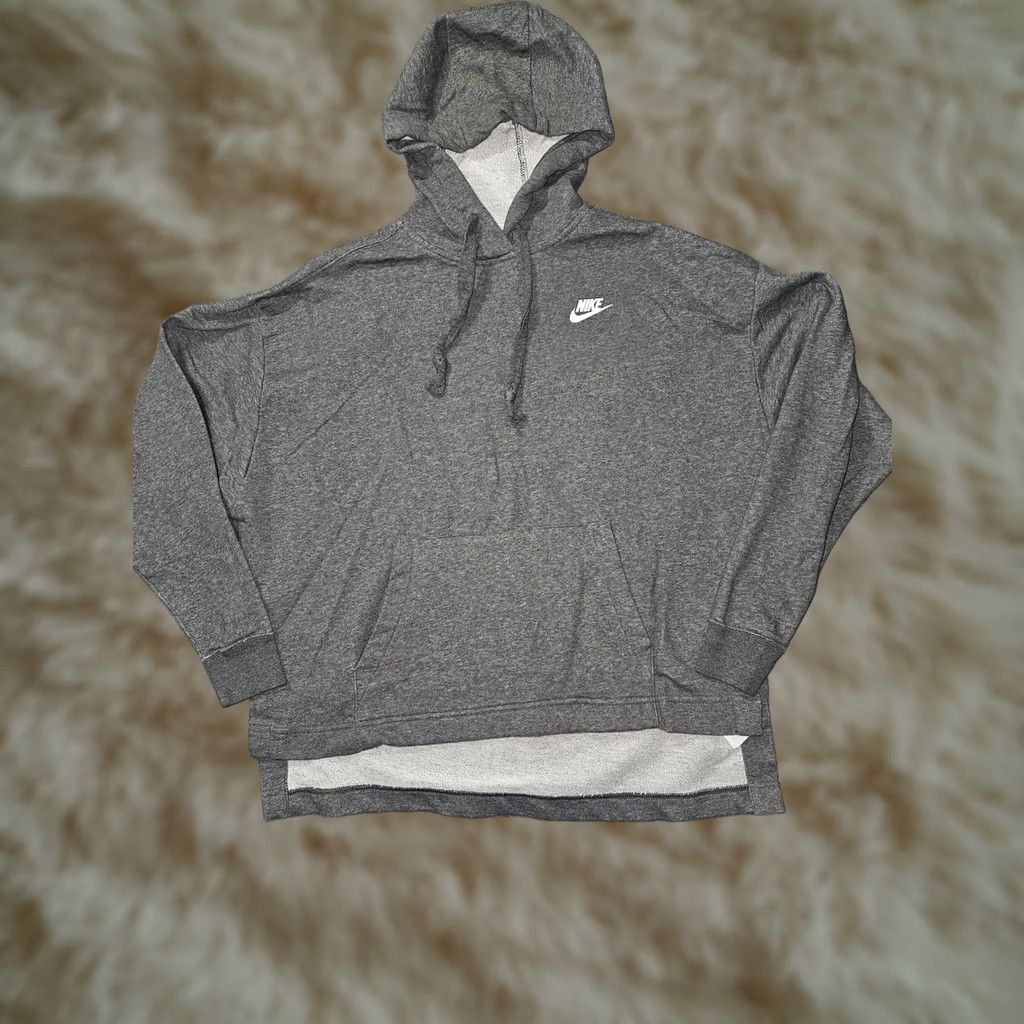 Nike Nike Hoodie Women L Gray Pullover Fleece Kangaroo Pocket Swoosh Logo Size L / US 10 / IT 46 - 1 Thumbnail