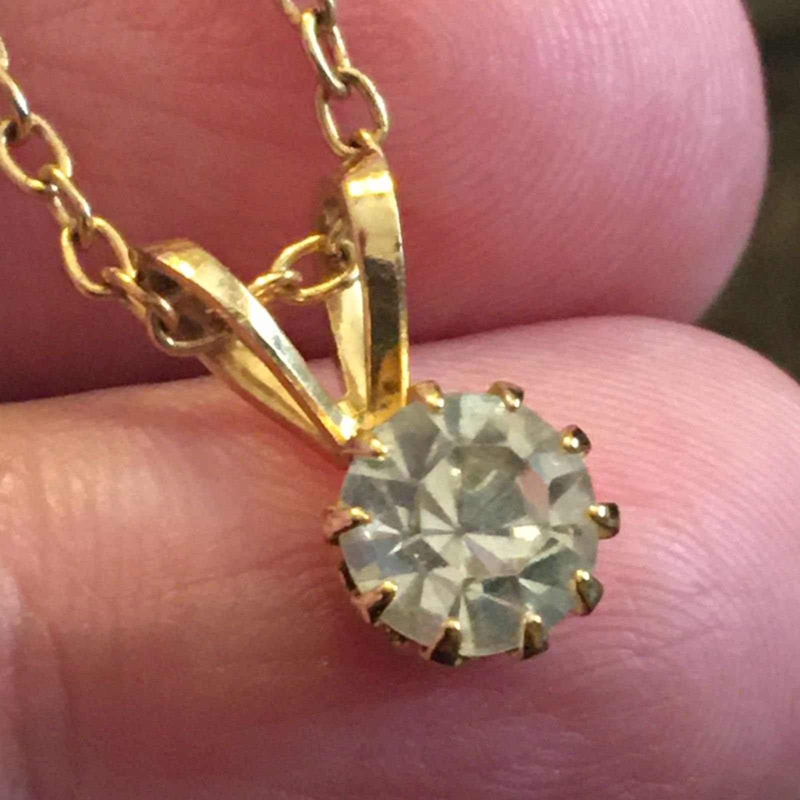 Vintage Vintage clear rhinestone pendant on gold chain Size ONE SIZE - 6 Thumbnail
