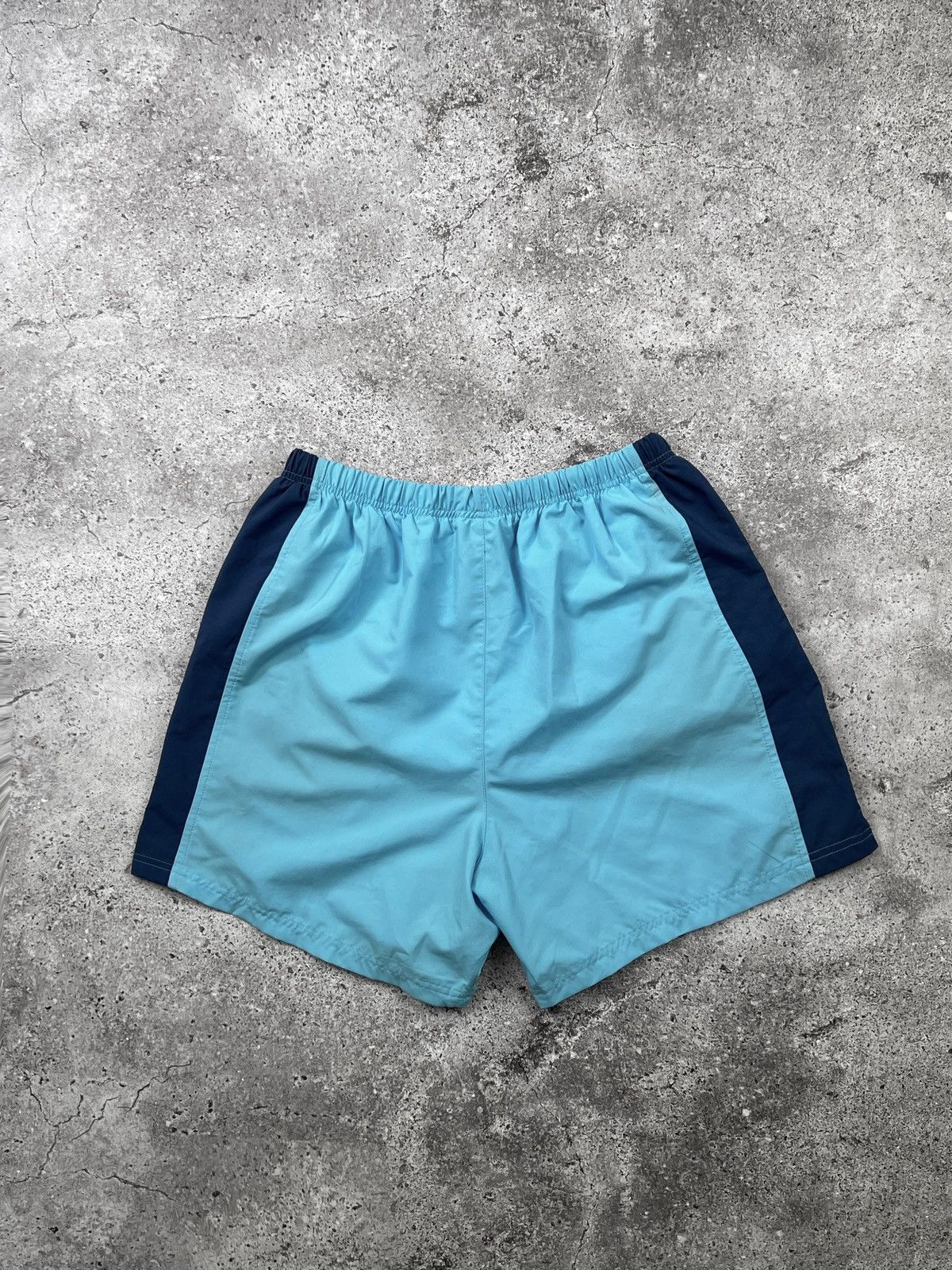 Nike Vintage Nike Swoosh Swimwear Shorts Size US 34 / EU 50 - 3 Thumbnail