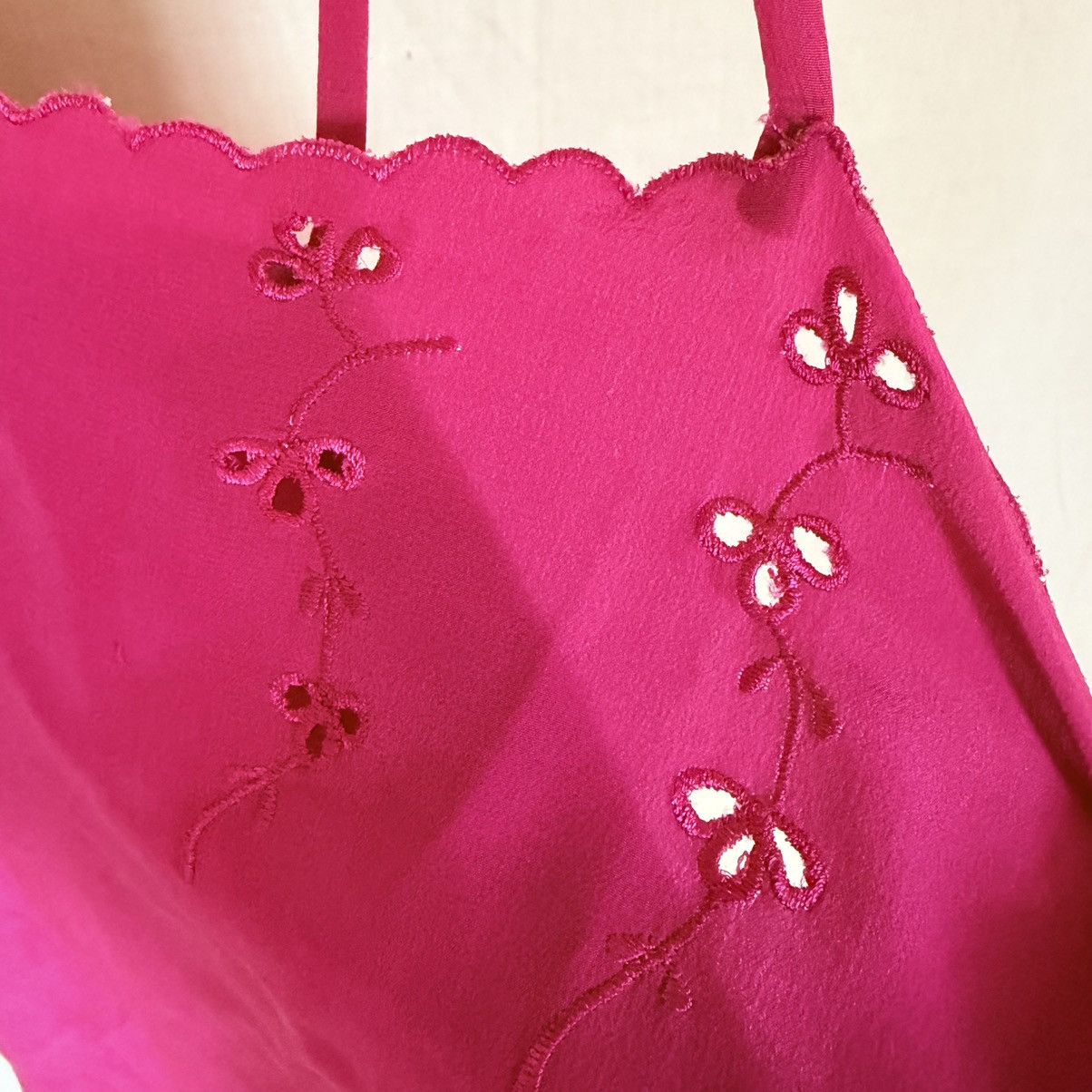 Guy Laroche Vintage Guy Laroche by Tze Paris Silk Fuchsia Camisole Top Size M / US 6-8 / IT 42-44 - 12 Thumbnail