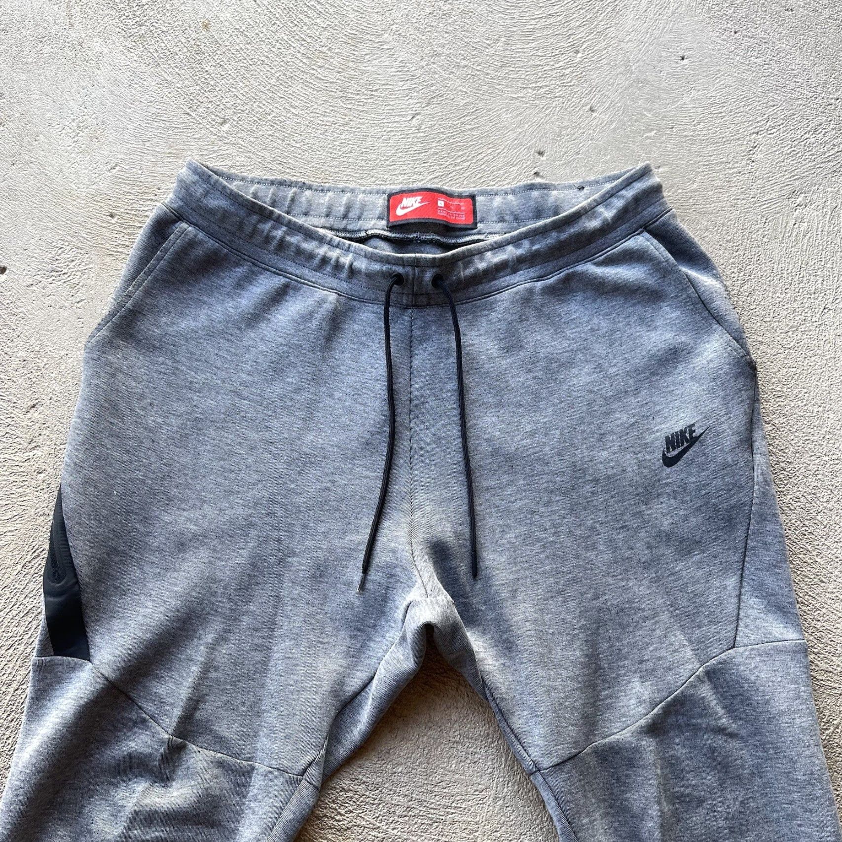 Nike Nike Pants Mens XL Gray Tech Fleece Jogger Sweat Performance Stretch Basic Gym Size US 36 / EU 52 - 2 Thumbnail
