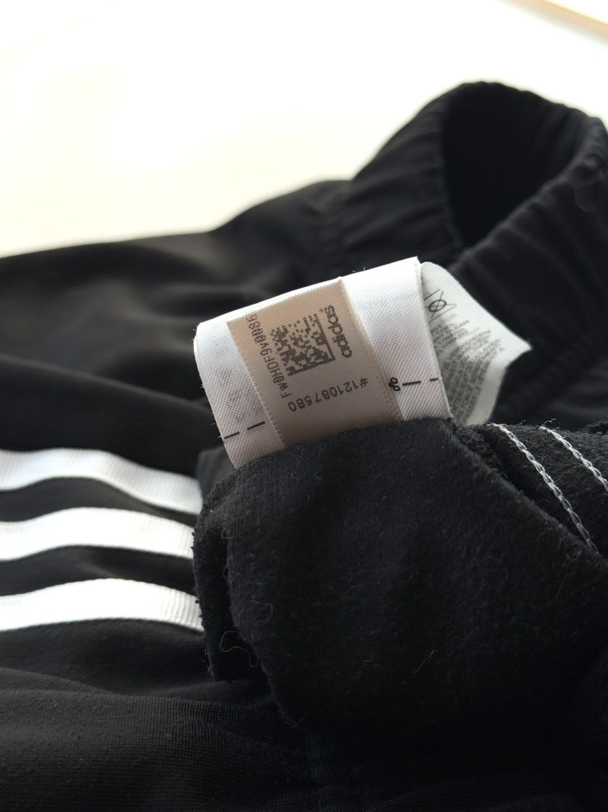 Vintage Vintage Y2K Adidas Pinterest Mini Shorts Streetwear 90s Size US 32 / EU 48 - 15 Thumbnail