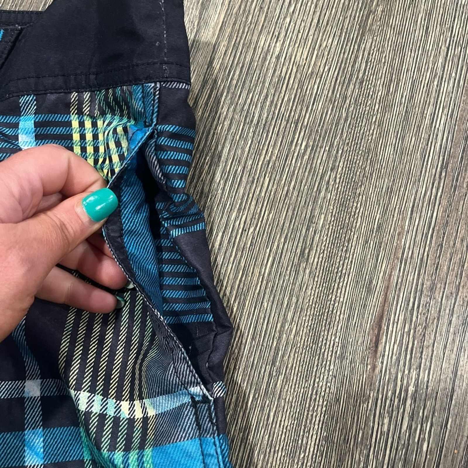 American Eagle Outfitters American Eagle Outfitters Board Shorts Mid Rise Plaid Size M Size US 32 / EU 48 - 4 Thumbnail