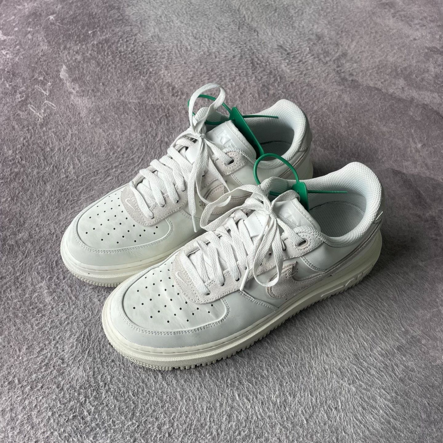 Nike Nike AF1 Lowtop Sneakers 43 Men Size US 10 / EU 43 - 1 Thumbnail