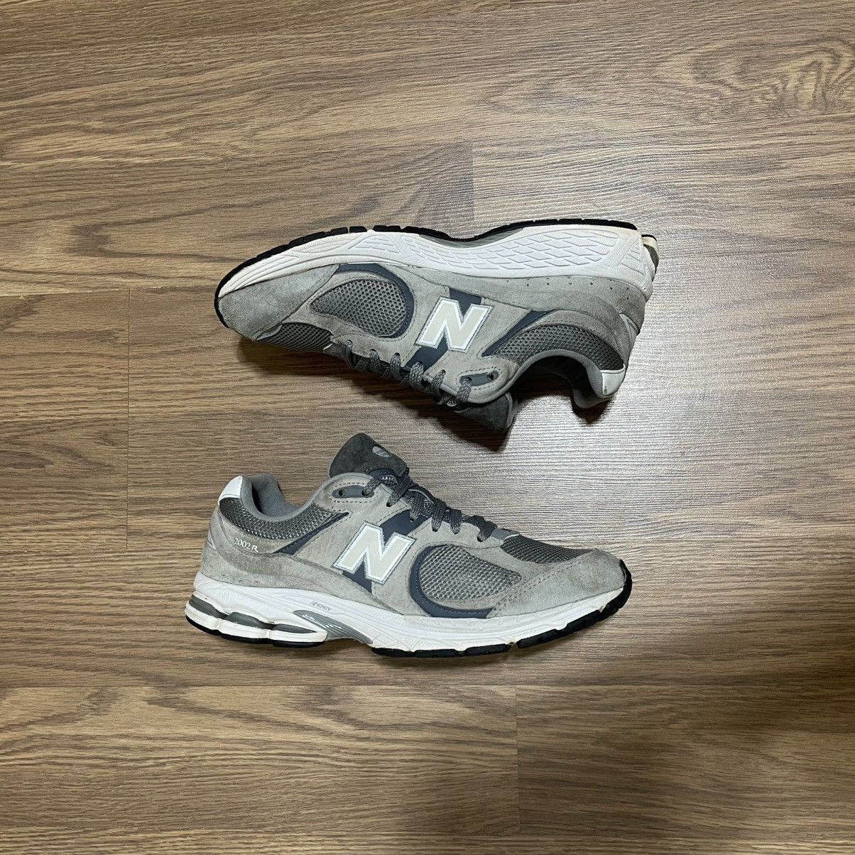 New Balance New Balance Men's Grey 2002r Size 10.5 Size US 10.5 / EU 43-44 - 8 Thumbnail