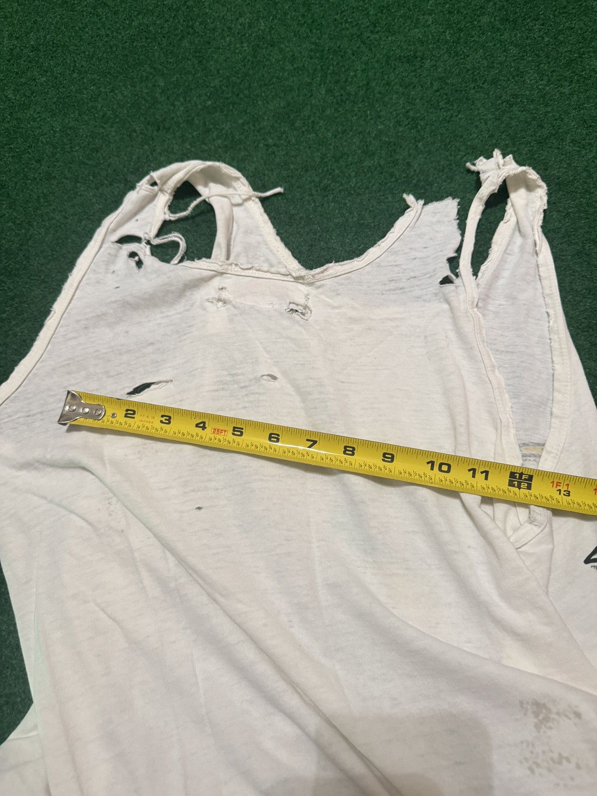 Vintage Vtg 90s African Wave Surfer Distressed Boxy Crop Tank Top Size US L / EU 52-54 / 3 - 9 Thumbnail
