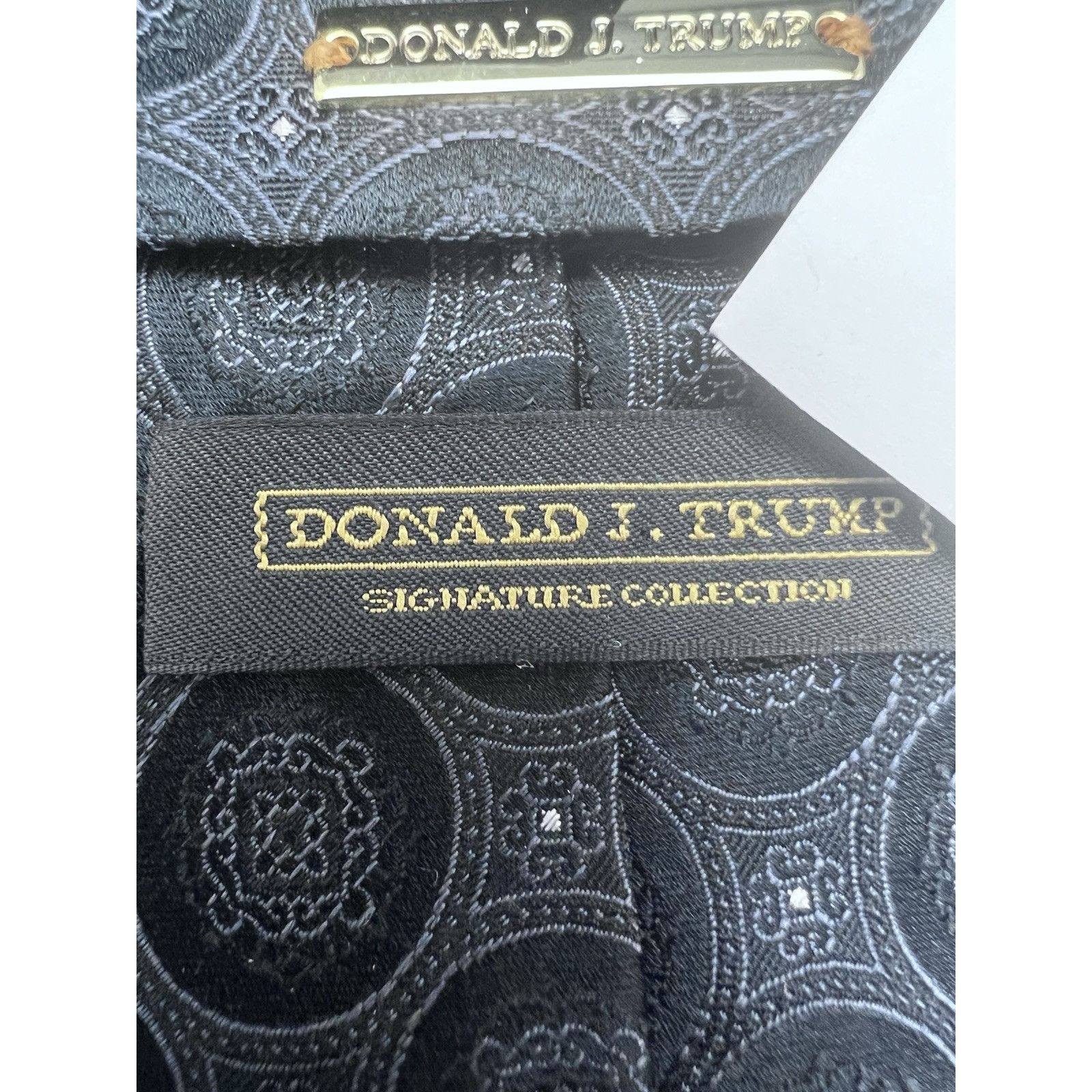 Donald Trump Donald J. Trump Signature Collection TIE Black Geometric WI Size ONE SIZE - 4 Thumbnail