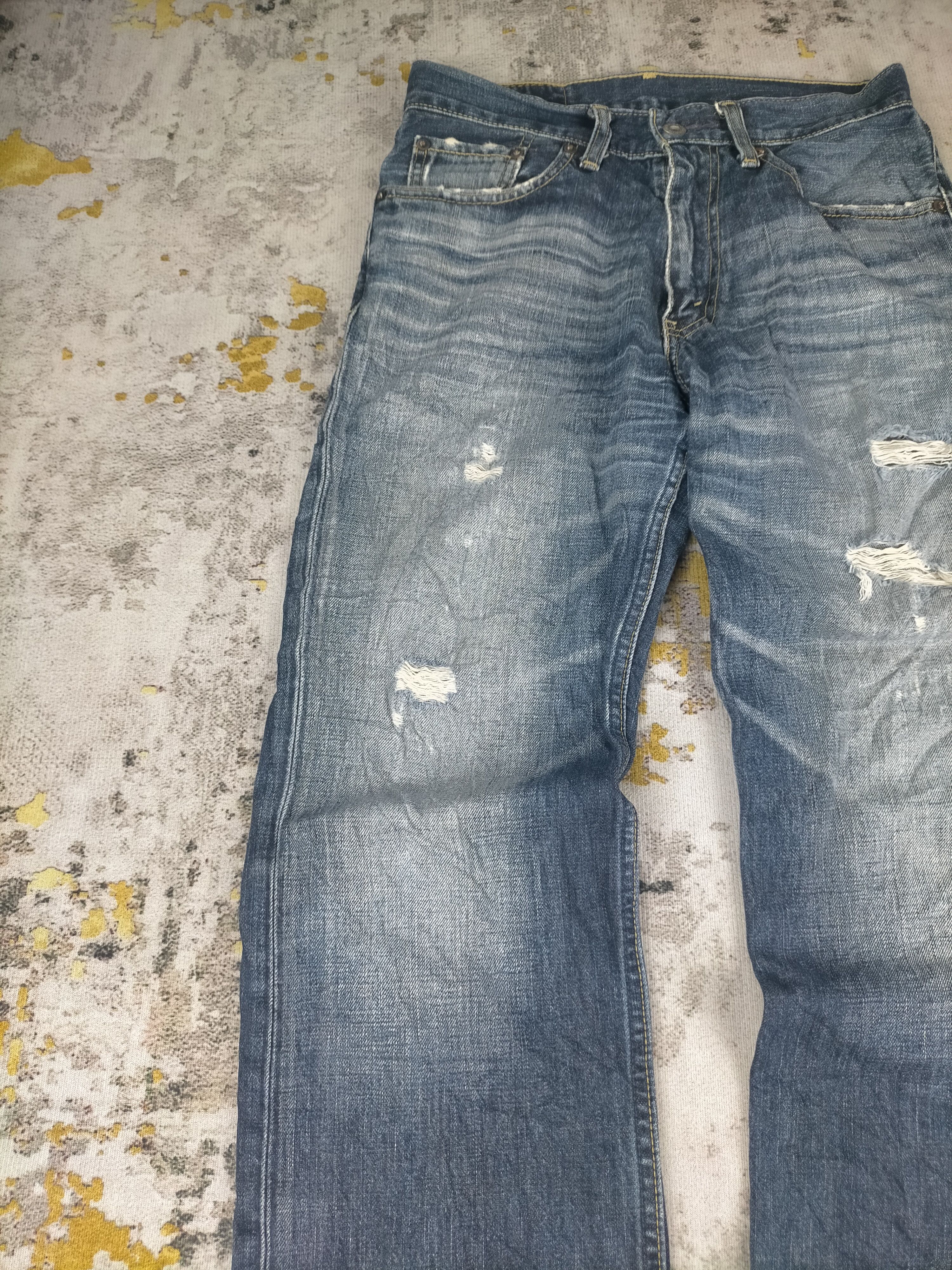 Levi's Vintage Clothing 🔥90s Levis 502 Kurt Cobain Distressed Trashed Jeans Size US 29 - 2 Thumbnail