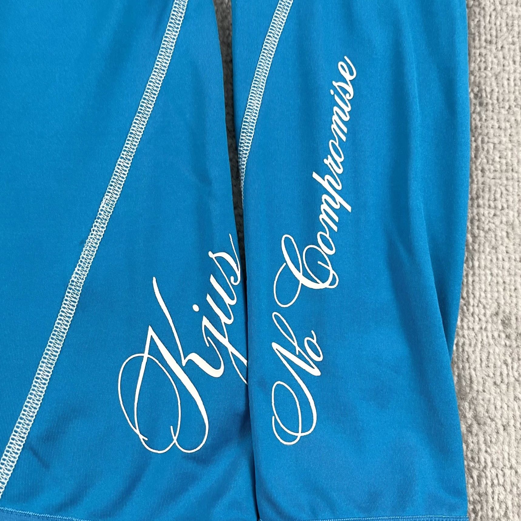 KJUS KJUS Jacket Womens XL Blue Pullover - Regular Fit, Golf, Performance, All Seasons, 3/4 Zip, Breathable, Easy Care Size XL / US 12-14 / IT 48-50 - 2 Thumbnail
