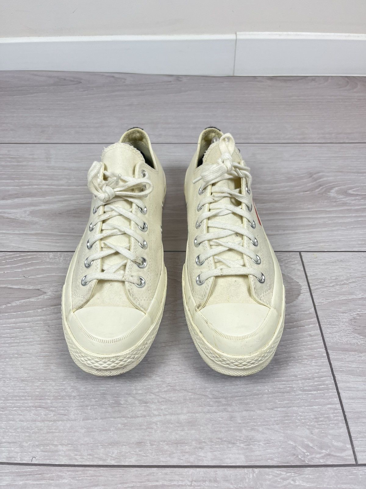 Converse Converse Play Comme Des Garcons White Heart Sneakers Shies Size US 9 / EU 42 - 3 Thumbnail