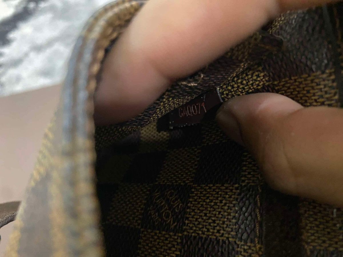 Louis Vuitton Authentic Louis Vuitton Damier Ebene Crossbody Size ONE SIZE - 16 Thumbnail