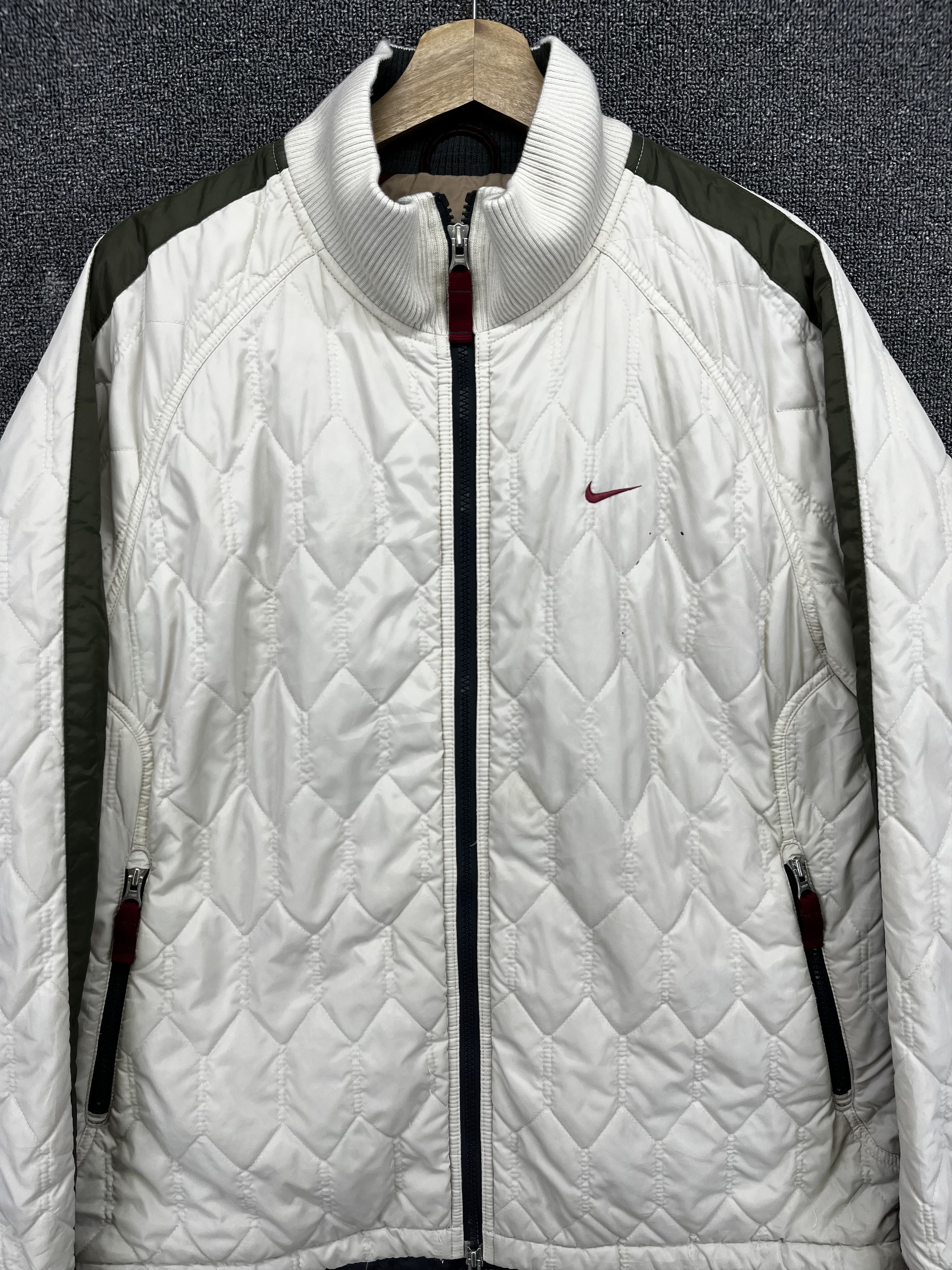 Nike Vintage Nike Quilted Zip Up Rare Jacket Size US L / EU 52-54 / 3 - 4 Thumbnail