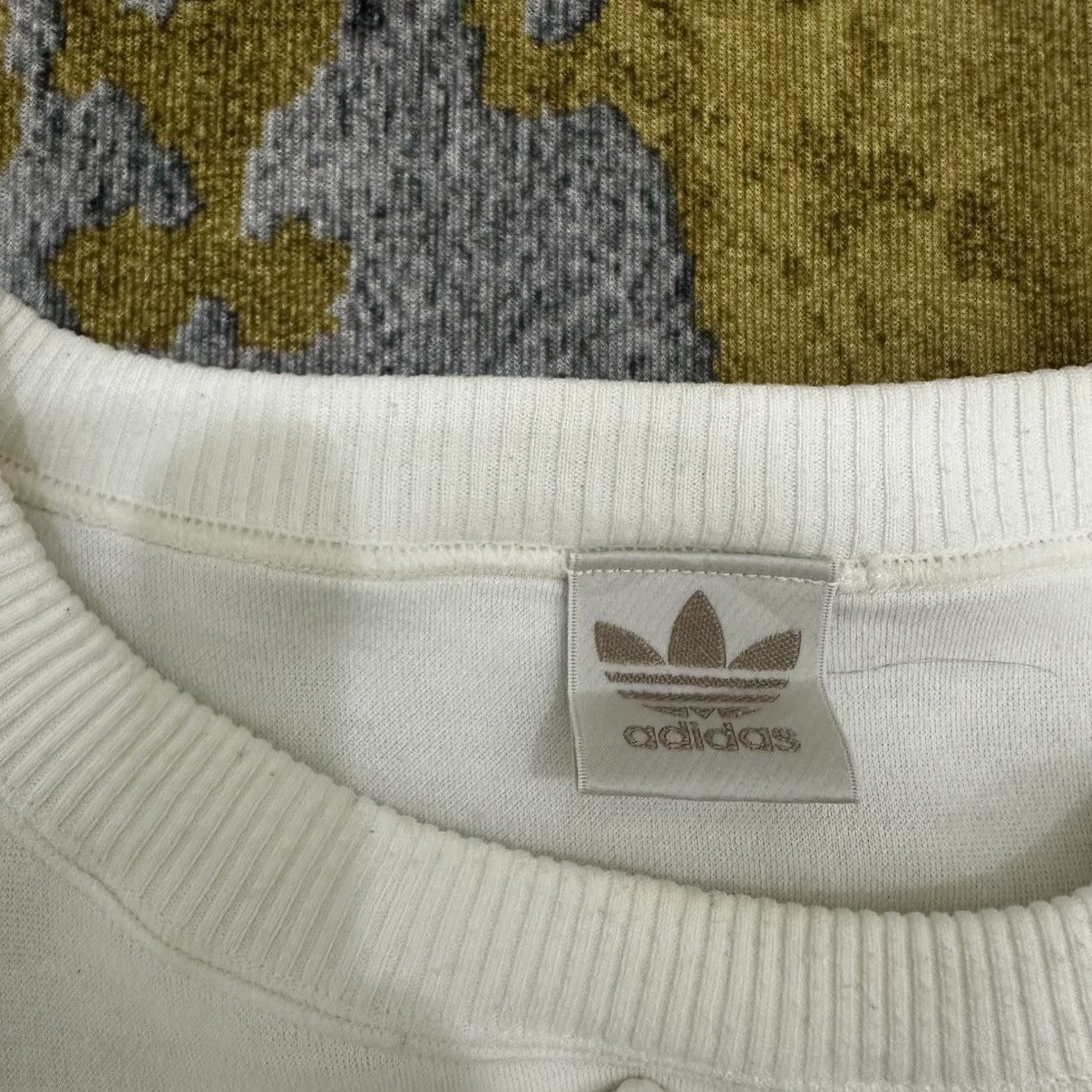 Adidas Vintage 80’s Adidas Sports Embroidery Logo Sweatshirts Size US M / EU 48-50 / 2 - 13 Thumbnail