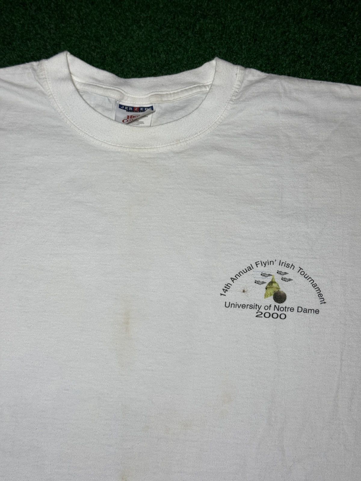 Vintage Notre Dame Basketball Tournament Flyin Irish XXL Boxy Shirt Size US XXL / EU 58 / 5 - 5 Thumbnail