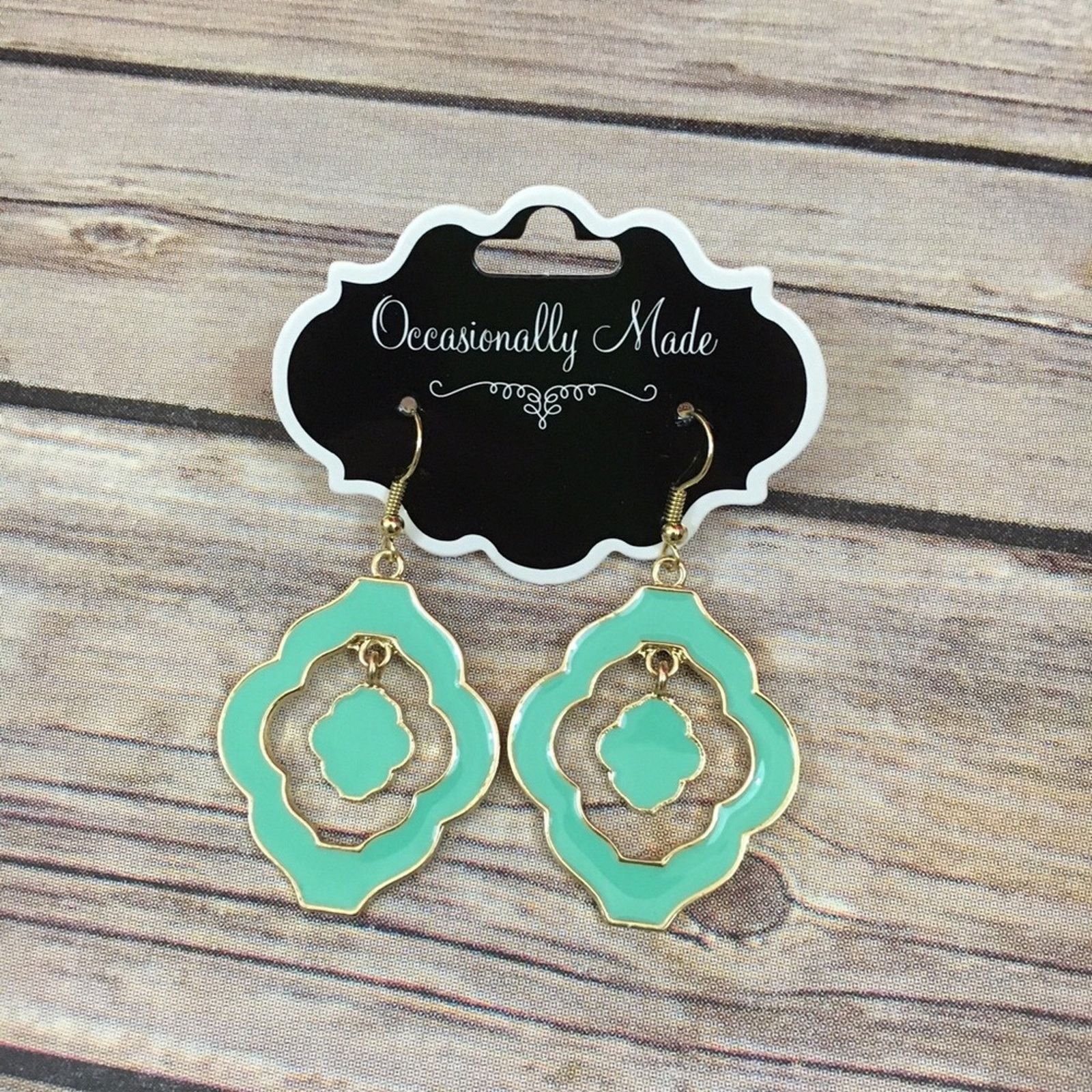 Other Occasionally Made Enamel Dangle Earrings Green Gold Tone Size ONE SIZE - 4 Thumbnail