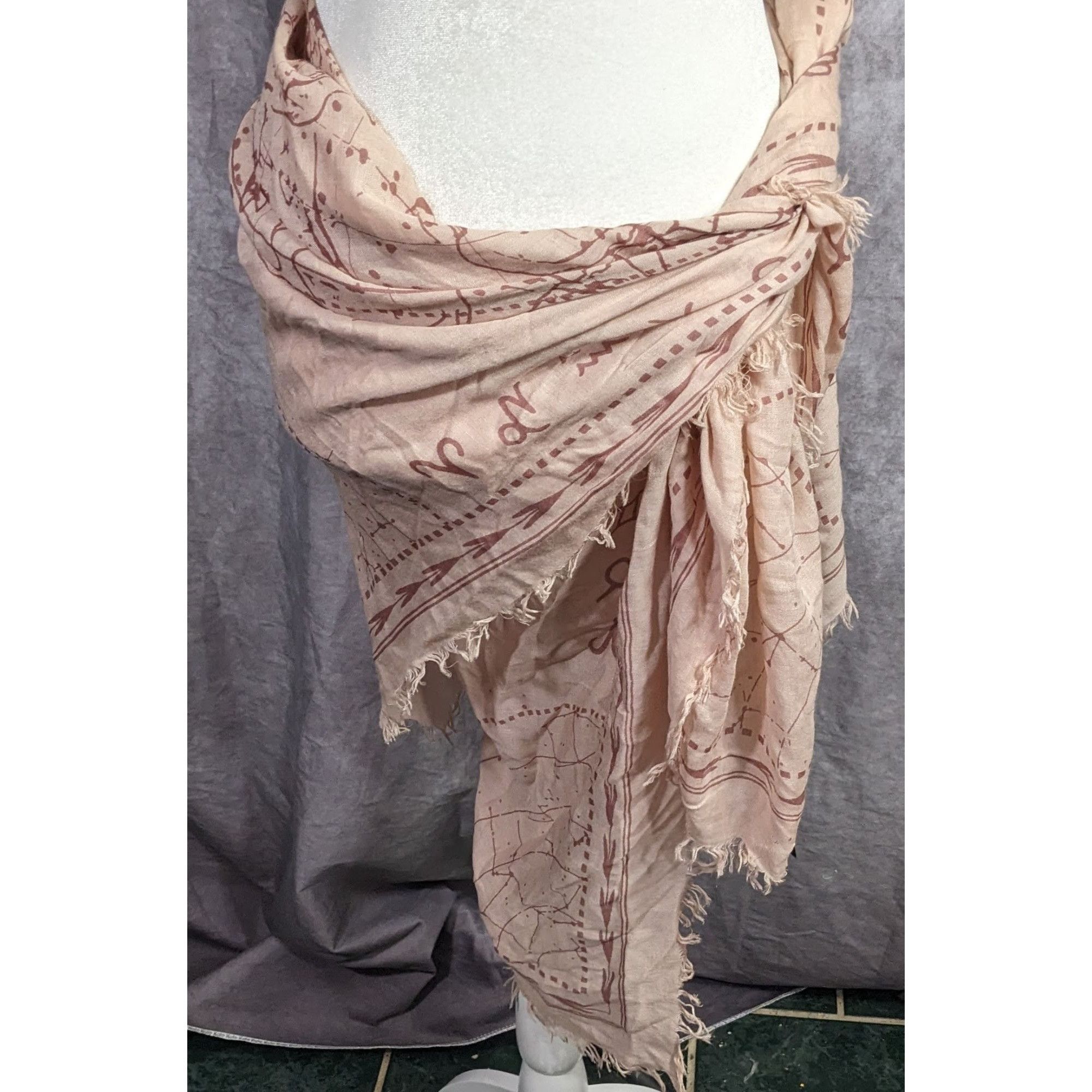 Bcbgmaxazria BCBGMaxAzria Bare Pink Constellation Print Scarf Wrap Size ONE SIZE - 13 Thumbnail
