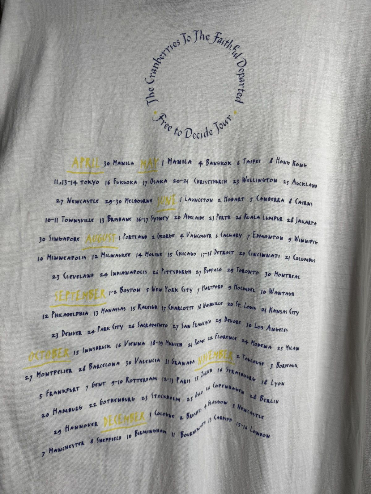 Band Tees Vintage The Cranberries Tees Size US XL / EU 56 / 4 - 9 Thumbnail