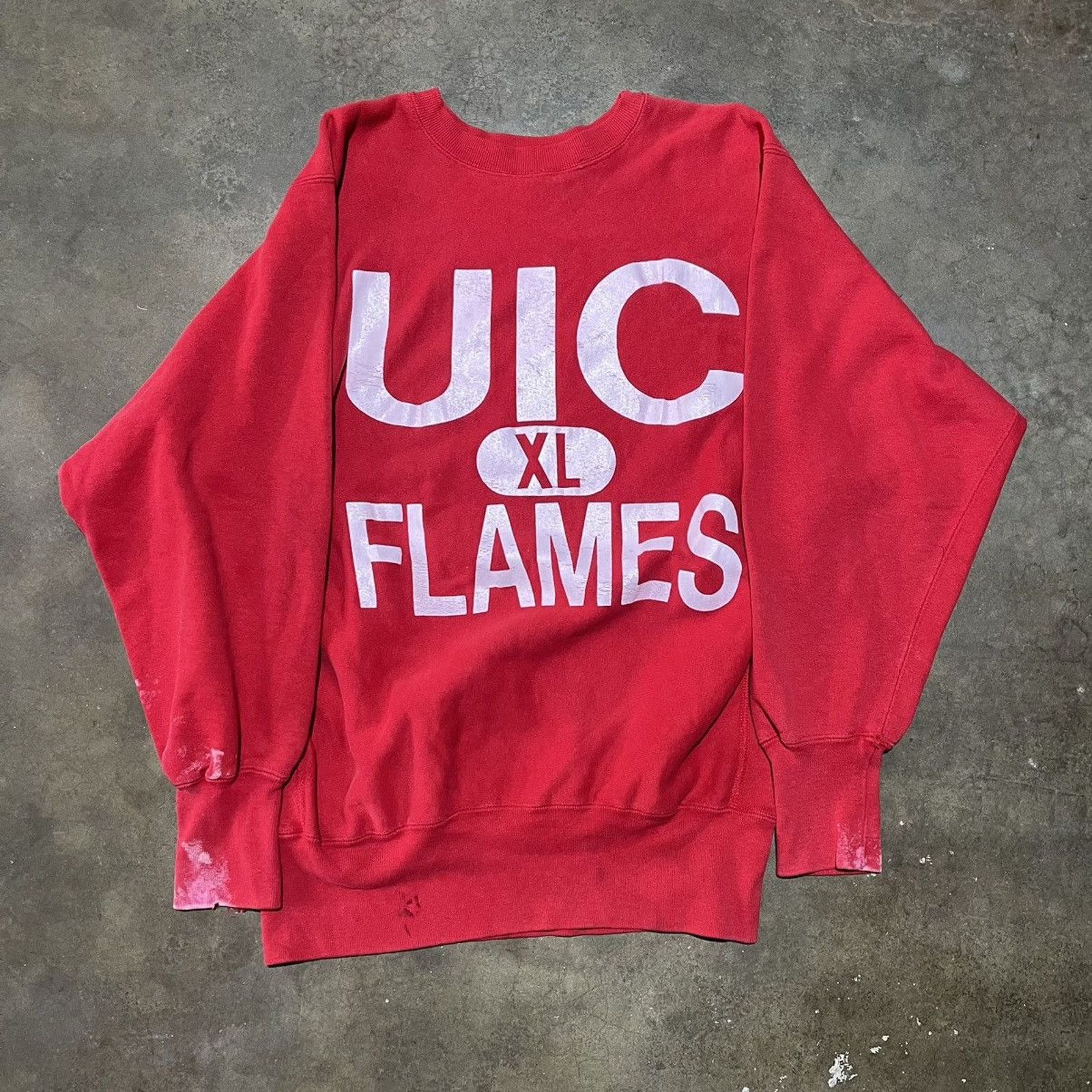 Uic crewneck cheap