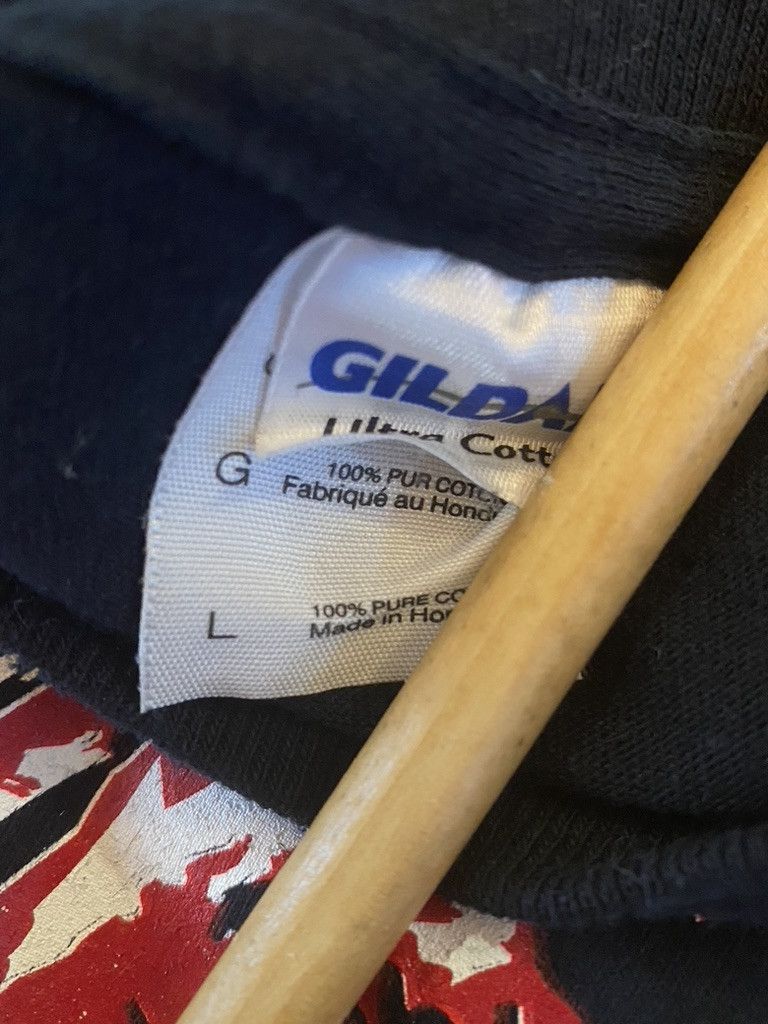 Gildan × Metallica × Vintage 2006 Vintage Cliff Burton Metallica Bassist Memorial T Shirt Size US L / EU 52-54 / 3 - 5 Thumbnail